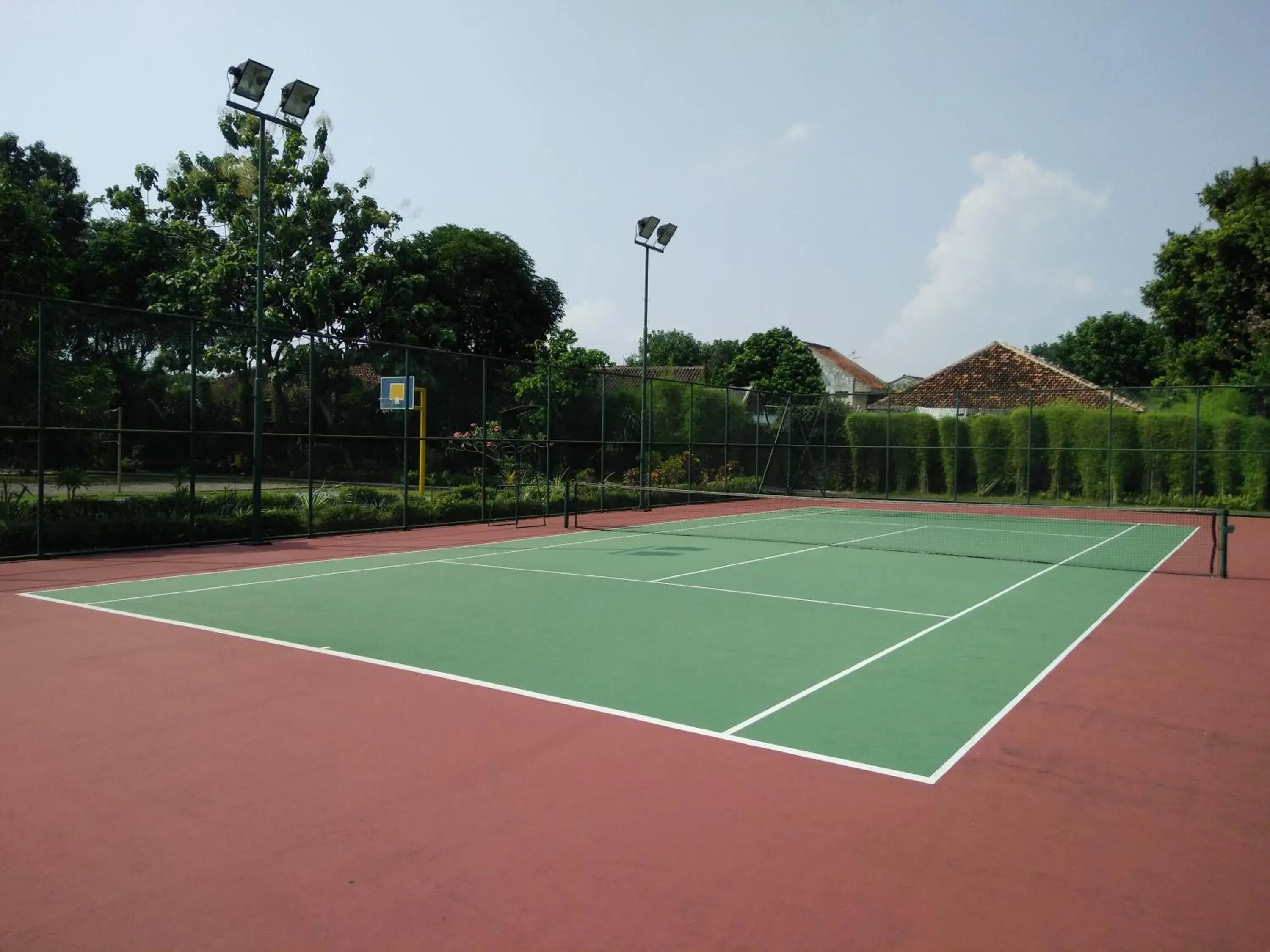 Tennis court, Tennis/Squash in Prime Plaza Hotel Jogjakarta