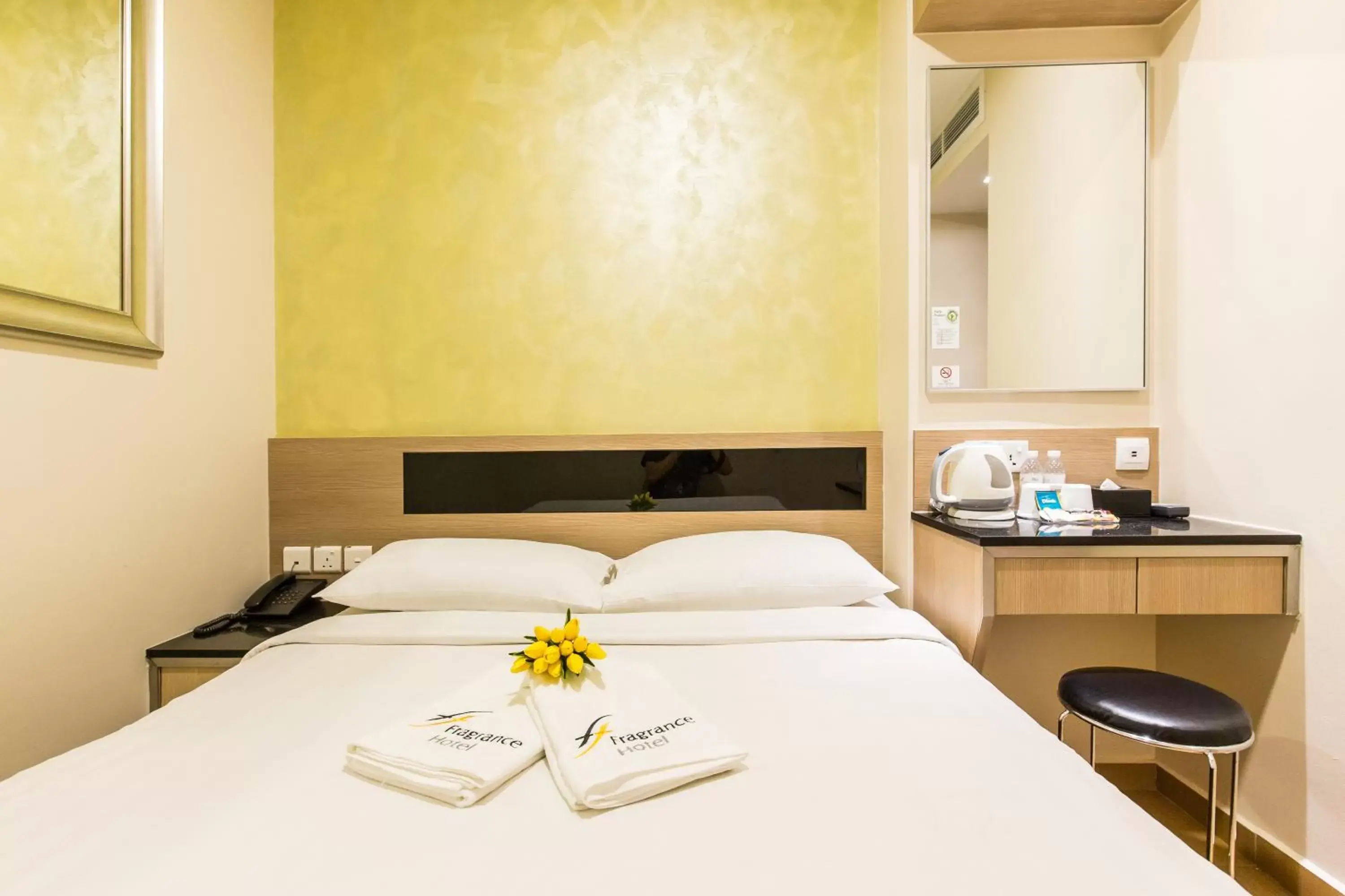 Photo of the whole room, Bed in Fragrance Hotel - Ocean View Photo of the whole room, Bed in Fragrance Hotel - Ocean View