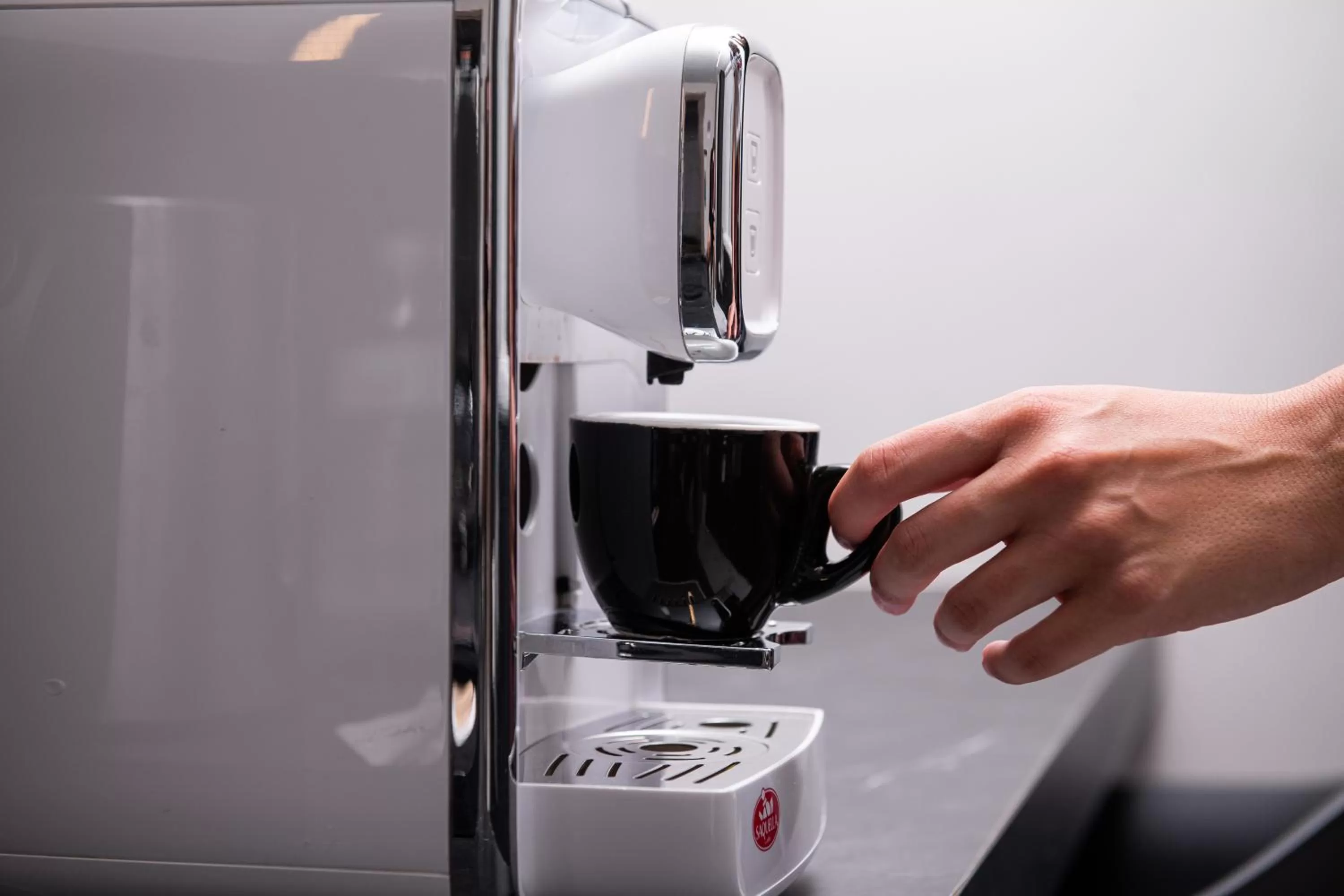 Coffee/tea facilities in Enattica Suites