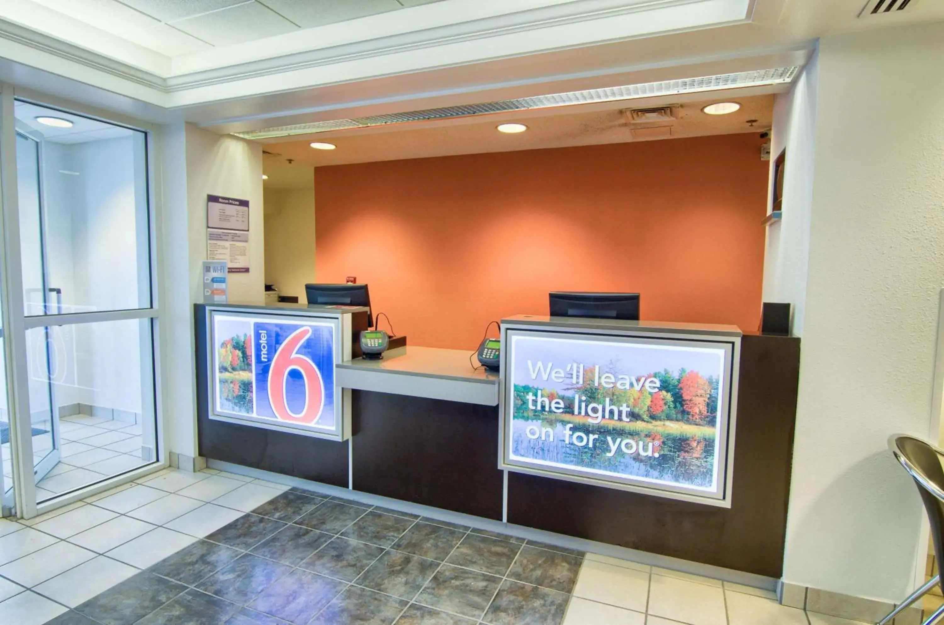 Lobby or reception, Lobby/Reception in Motel 6-Portsmouth, NH