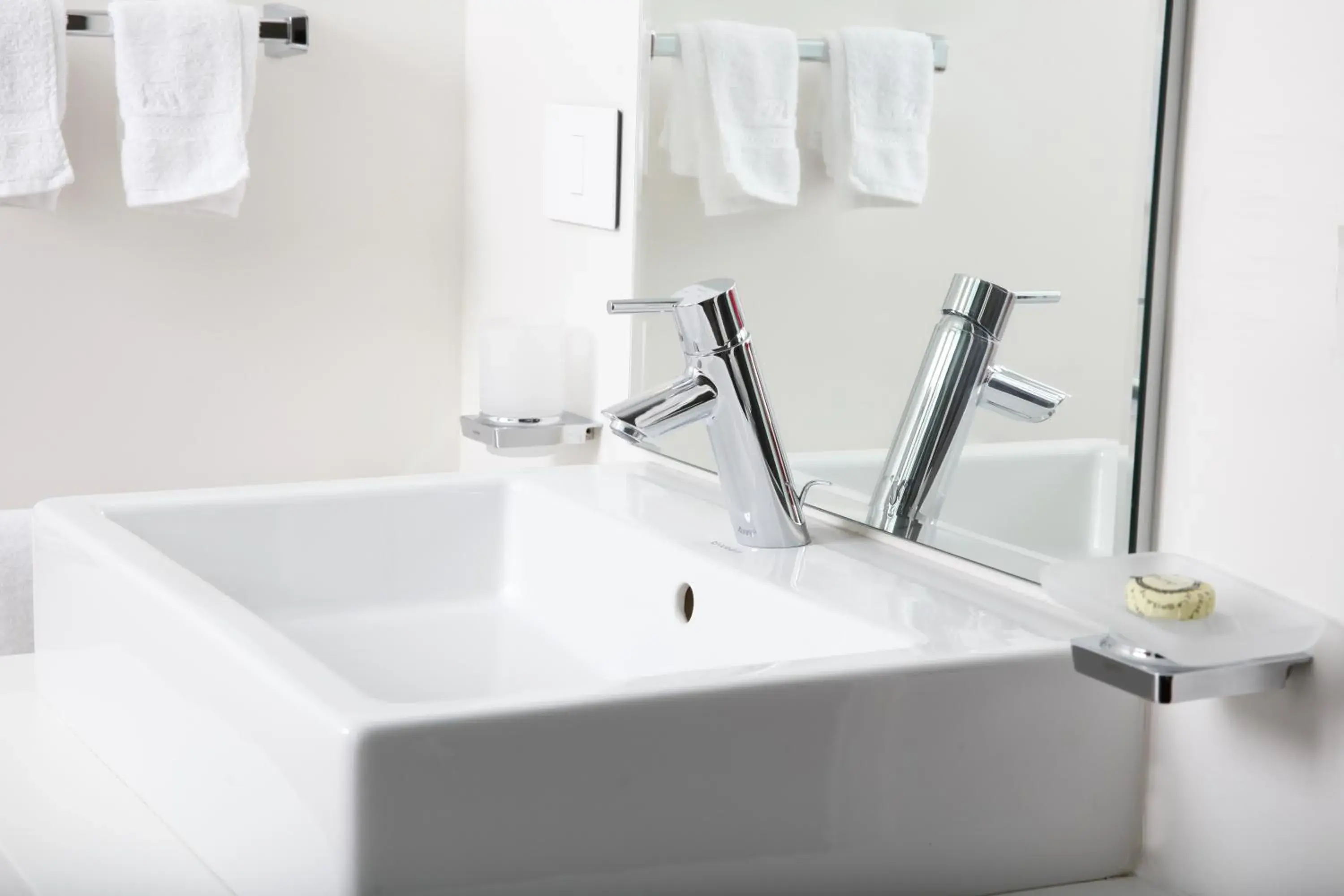 Suite with City View in 1866 Court & Suites Hotel Suite with City View in 1866 Court & Suites Hotel