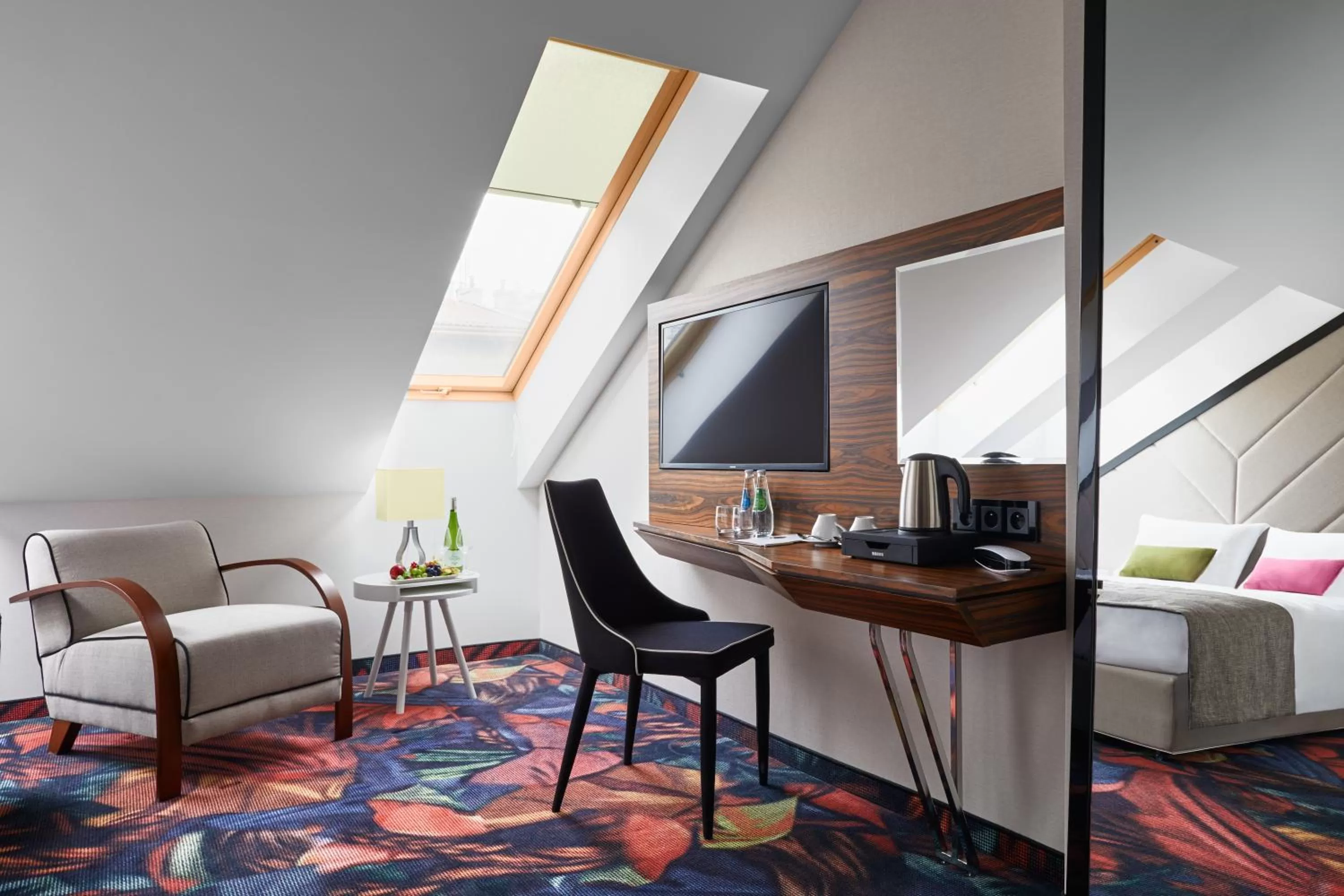 TV and multimedia in INX Design Hotel