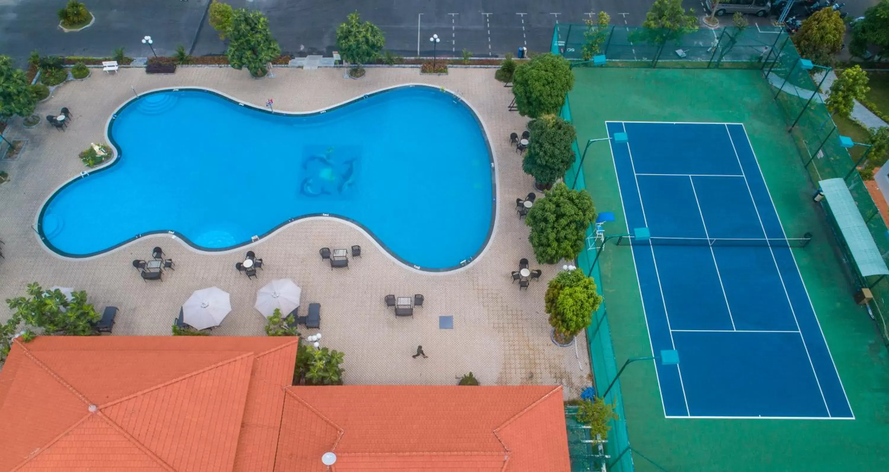 Swimming pool, Bird's-eye View in Muong Thanh Luxury Ca Mau Hotel