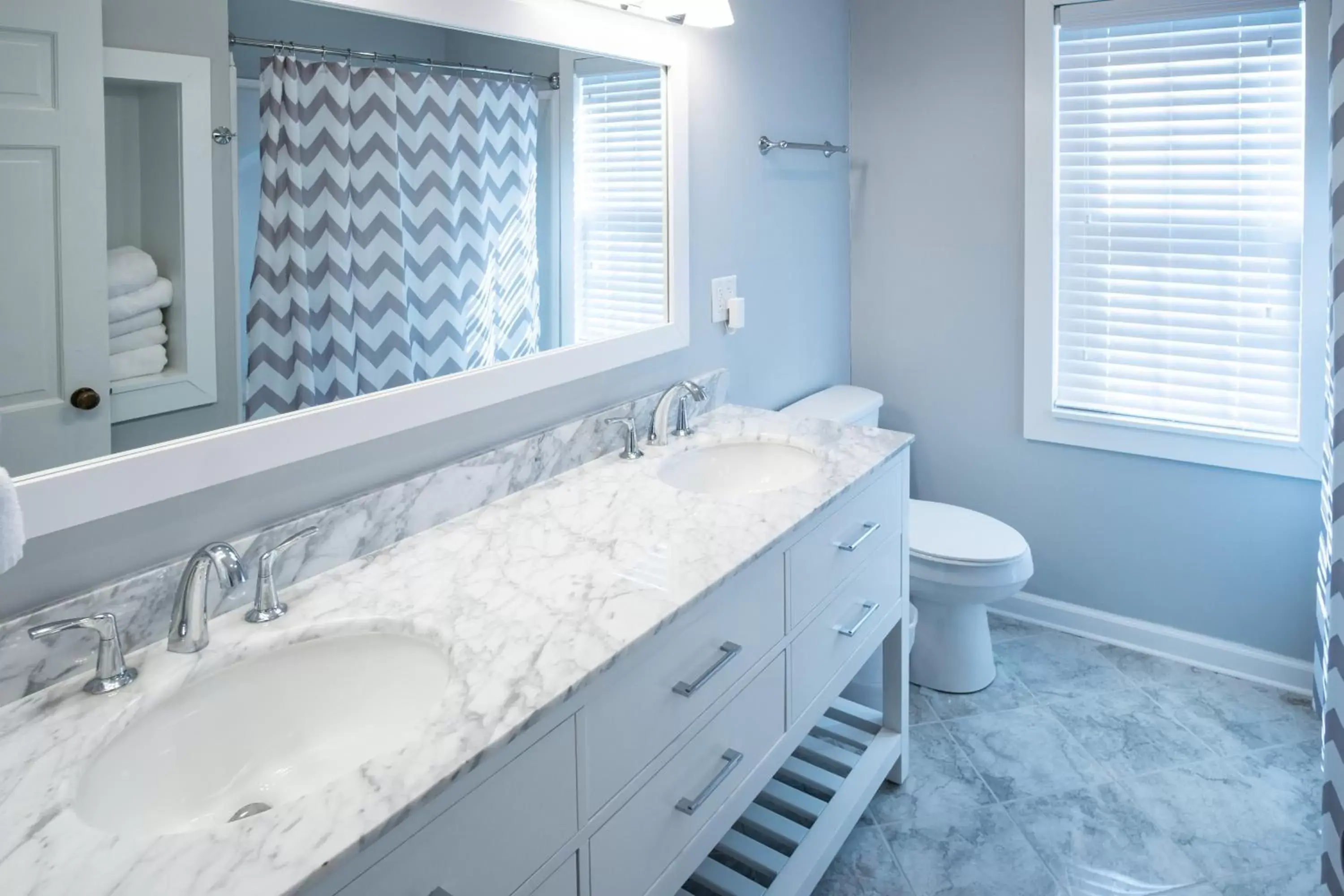 Bathroom in Swamp Rabbit Inn Travelers Rest