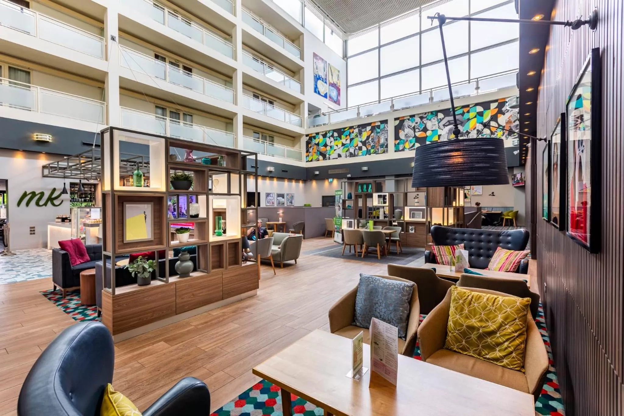 Lounge or bar in Holiday Inn Milton Keynes Central by IHG