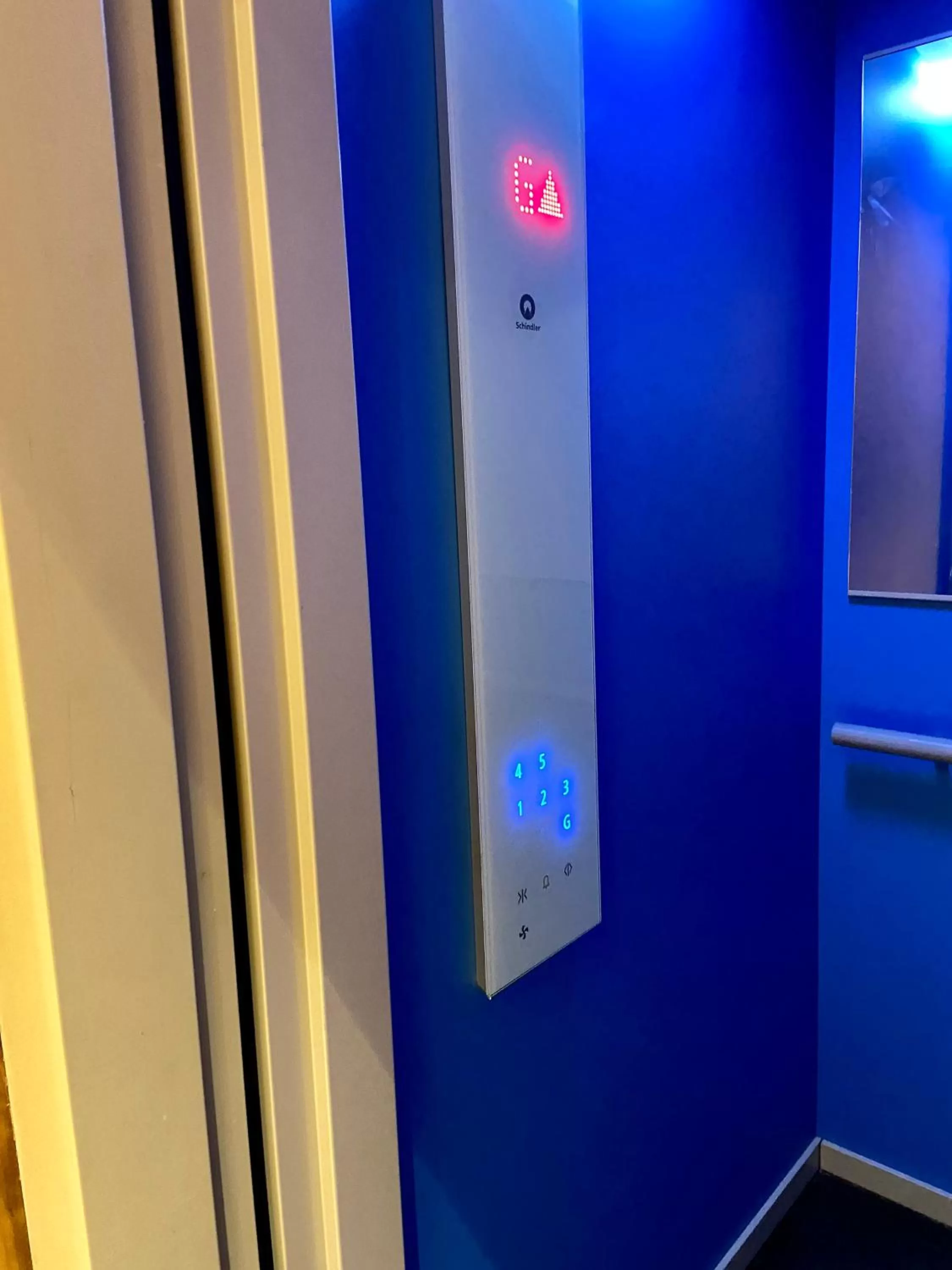 elevator in Kankariya Heritage