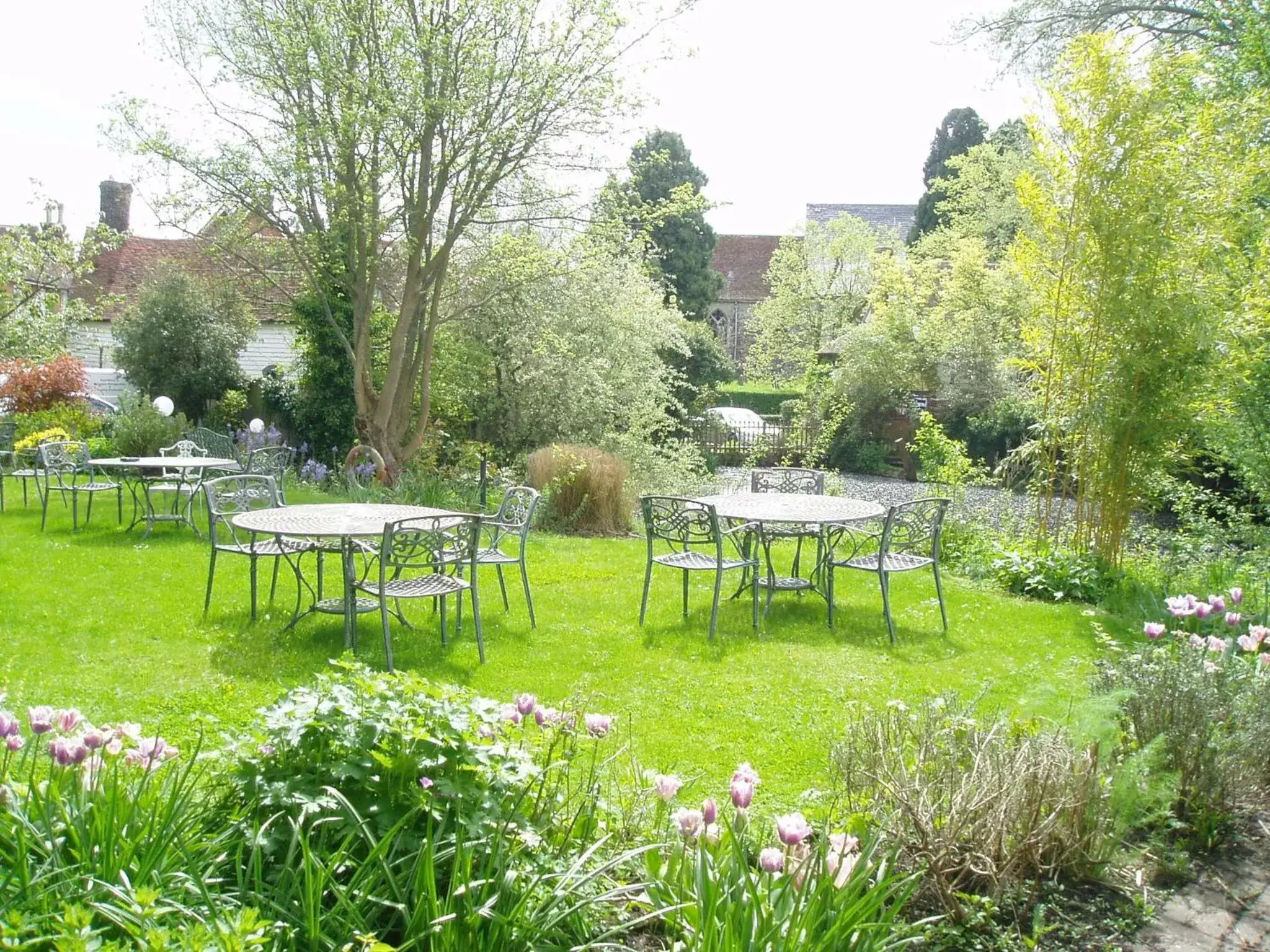 Garden in The Chequers Inn