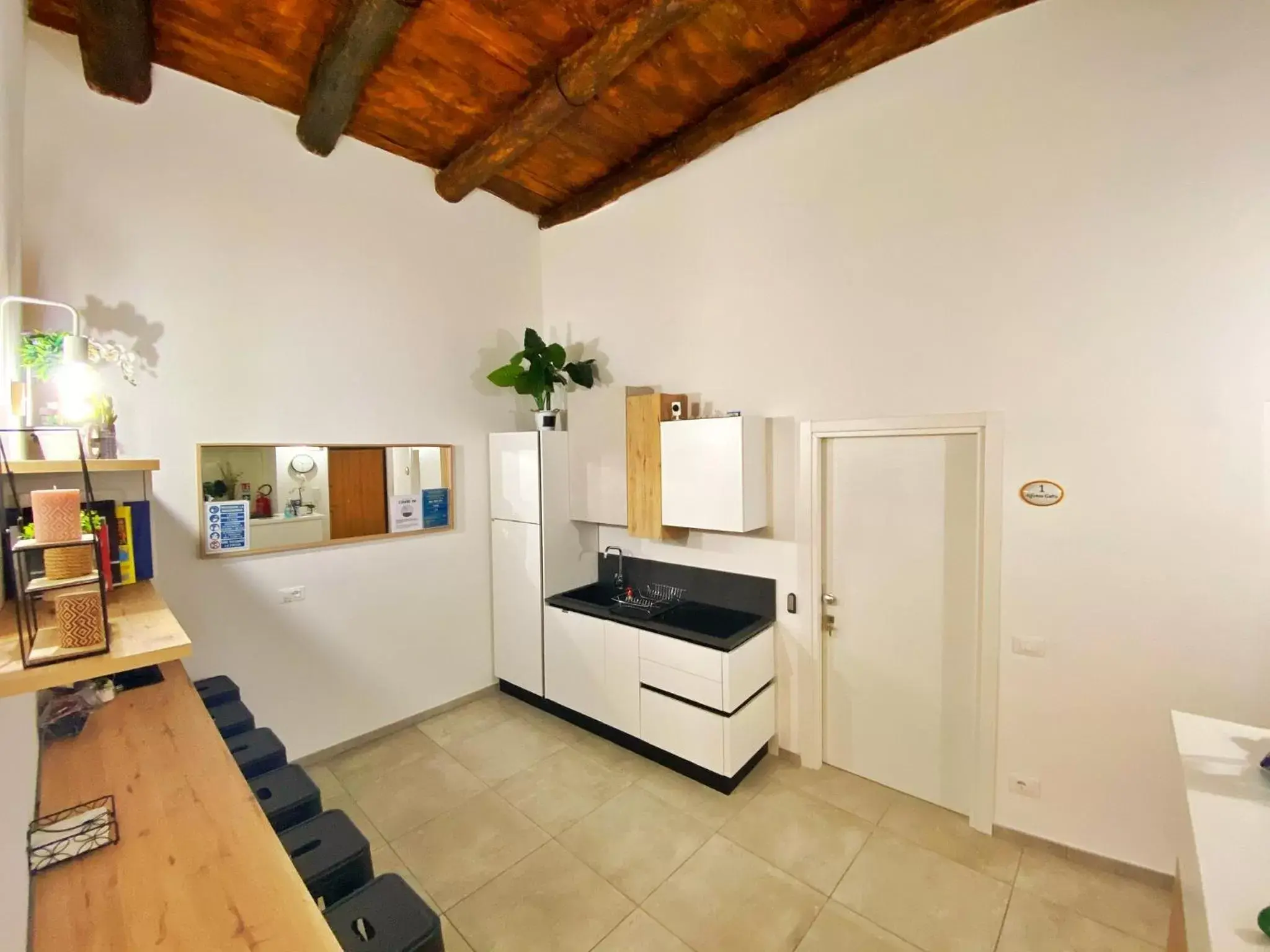 Kitchen or kitchenette in B&B Salerno IN Centro