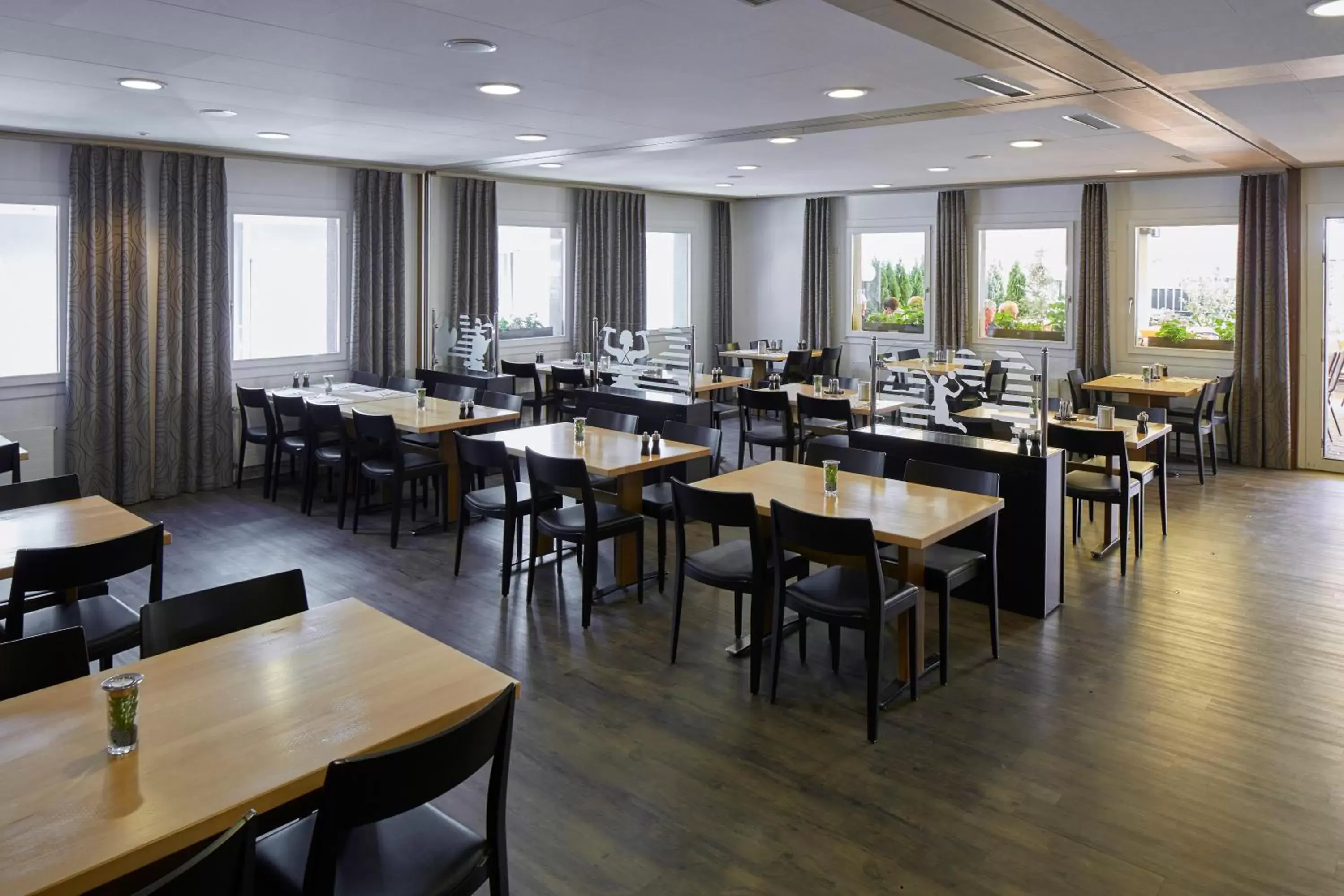 Restaurant/Places to Eat in Aparthotel Baden