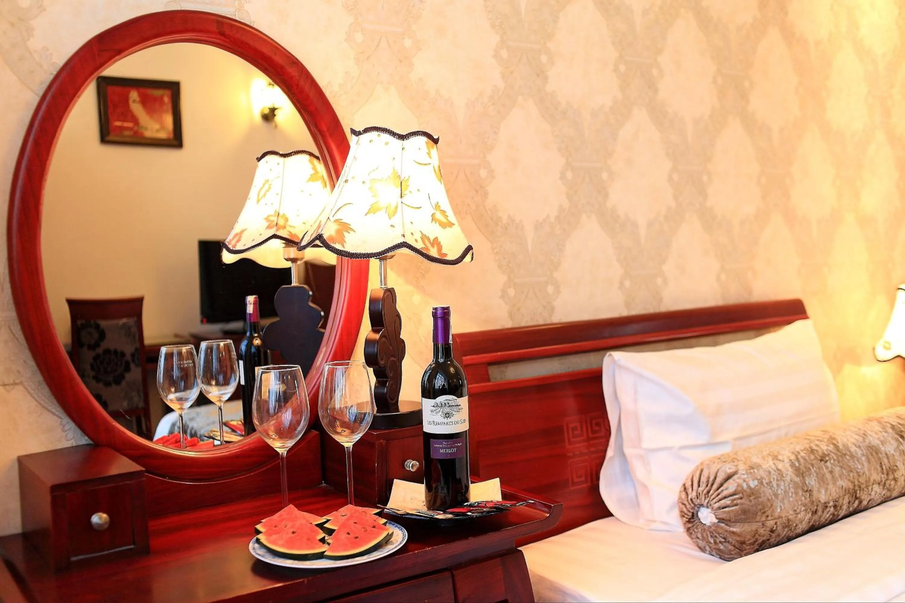 Restaurant/places to eat in Hanoi Luxury Hotel