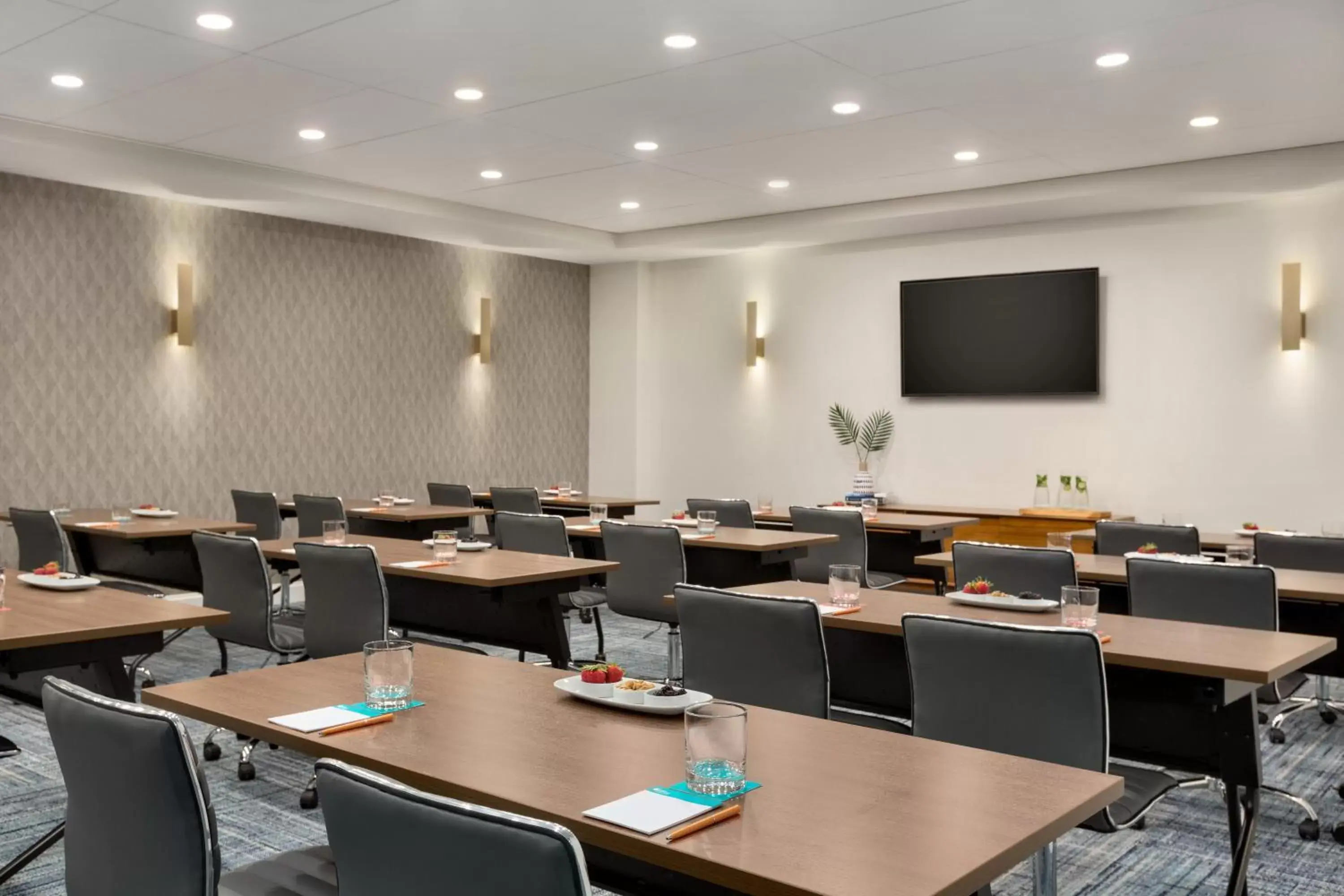 Meeting/conference room in Hotel Indigo - Winston-Salem Downtown, an IHG Hotel