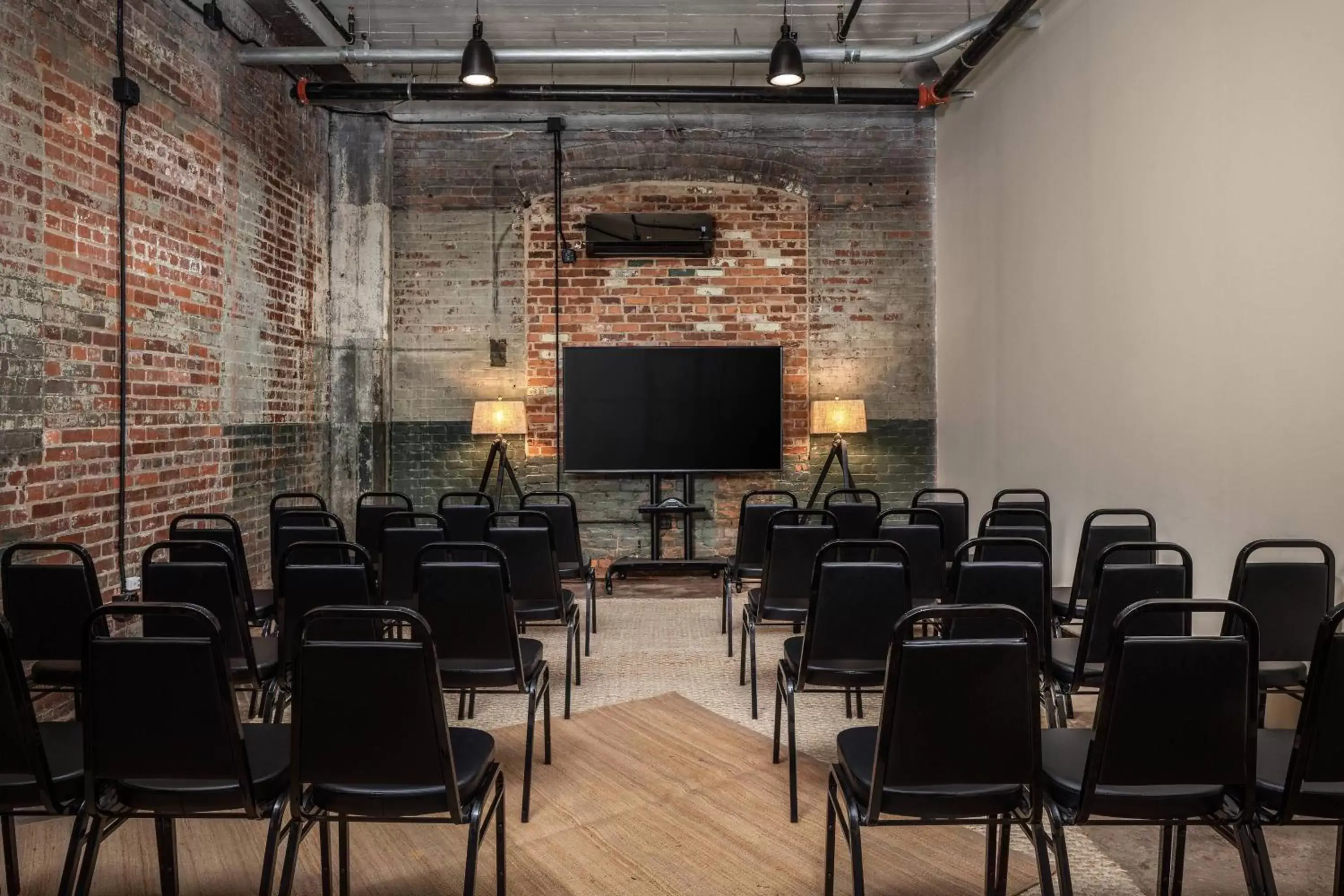 Meeting/conference room in Moxy Chattanooga Downtown