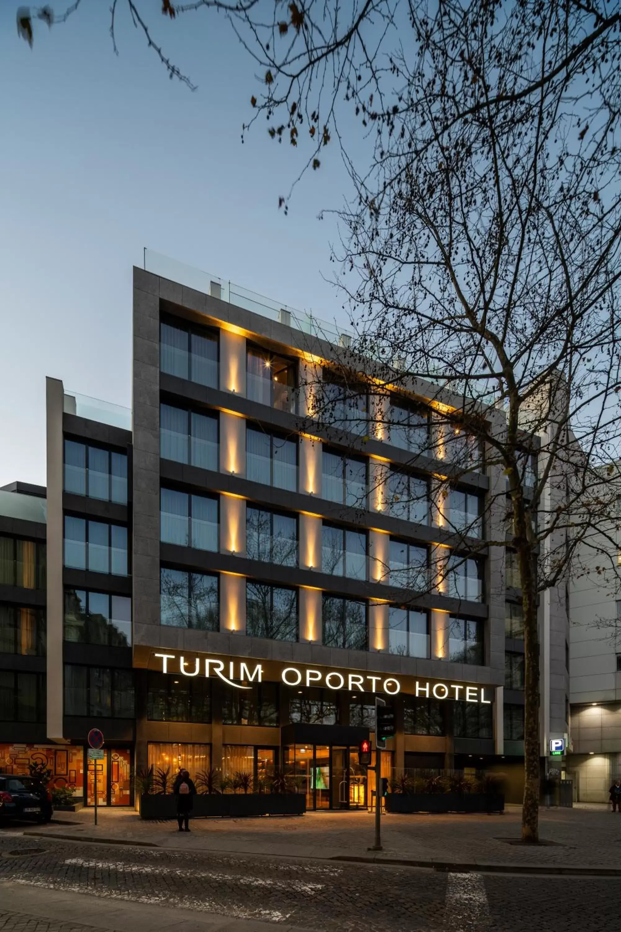 Property Building in TURIM Oporto Hotel