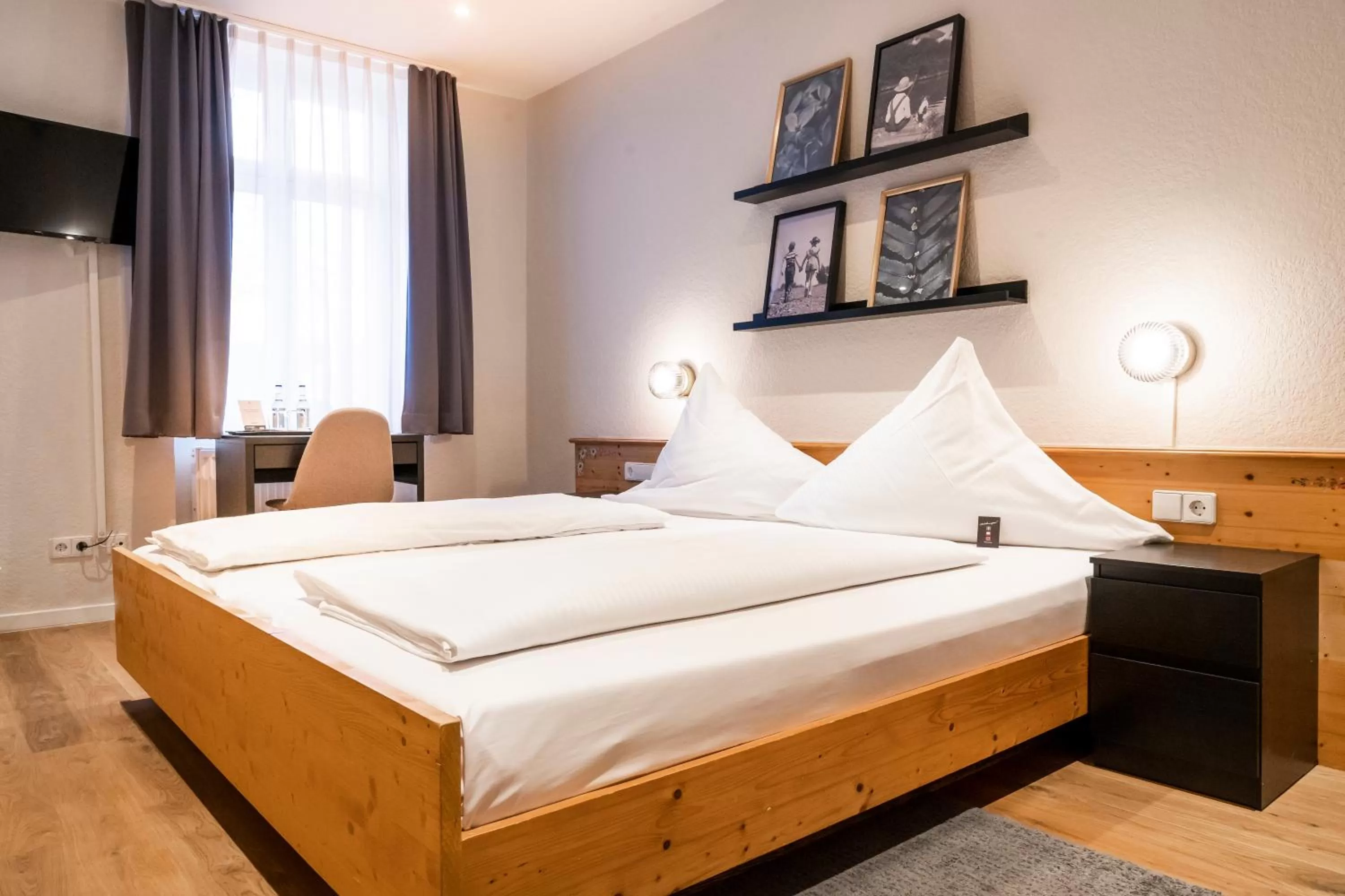 Photo of the whole room, Bed in Hotel Beim Schupi Karlsruhe