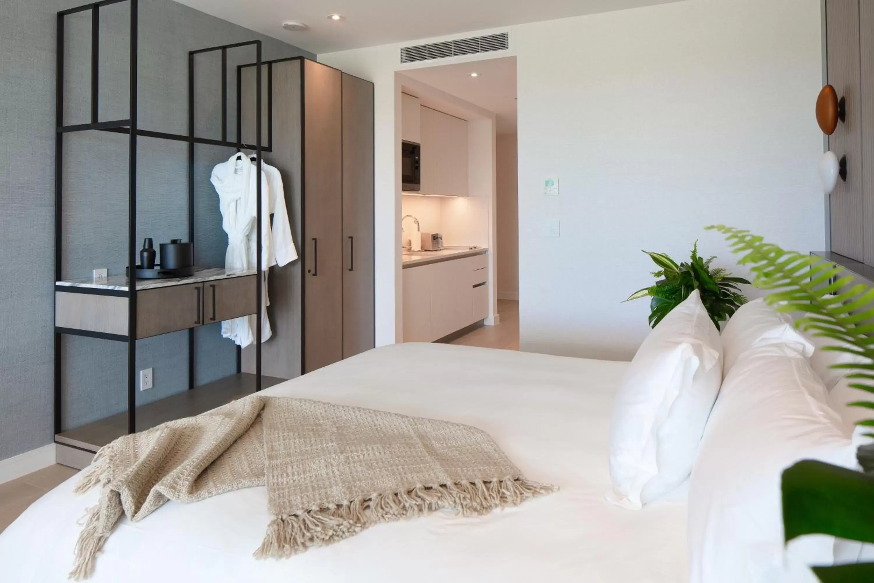Bed in Goldwynn Resort & Residences