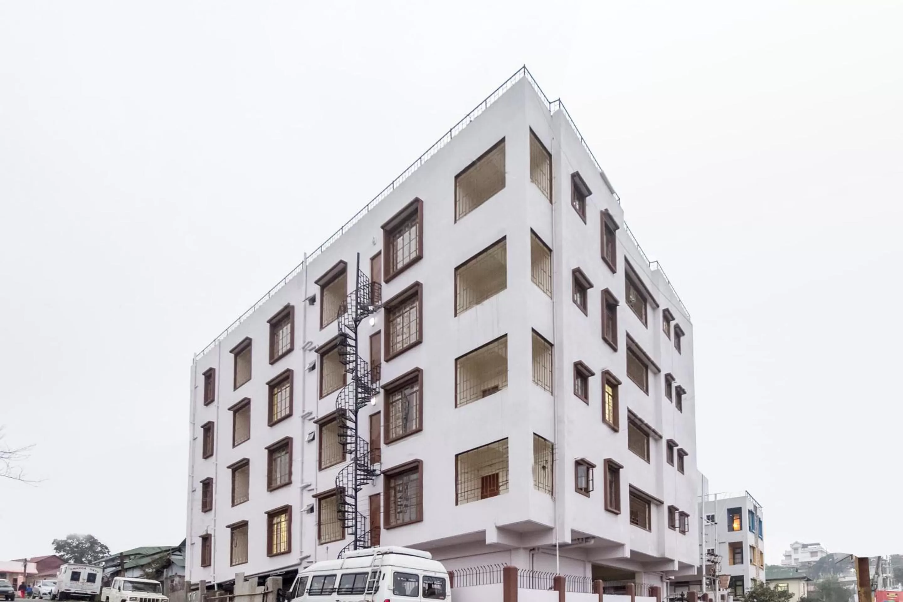 Facade/entrance, Property Building in Hotel Travellers INN