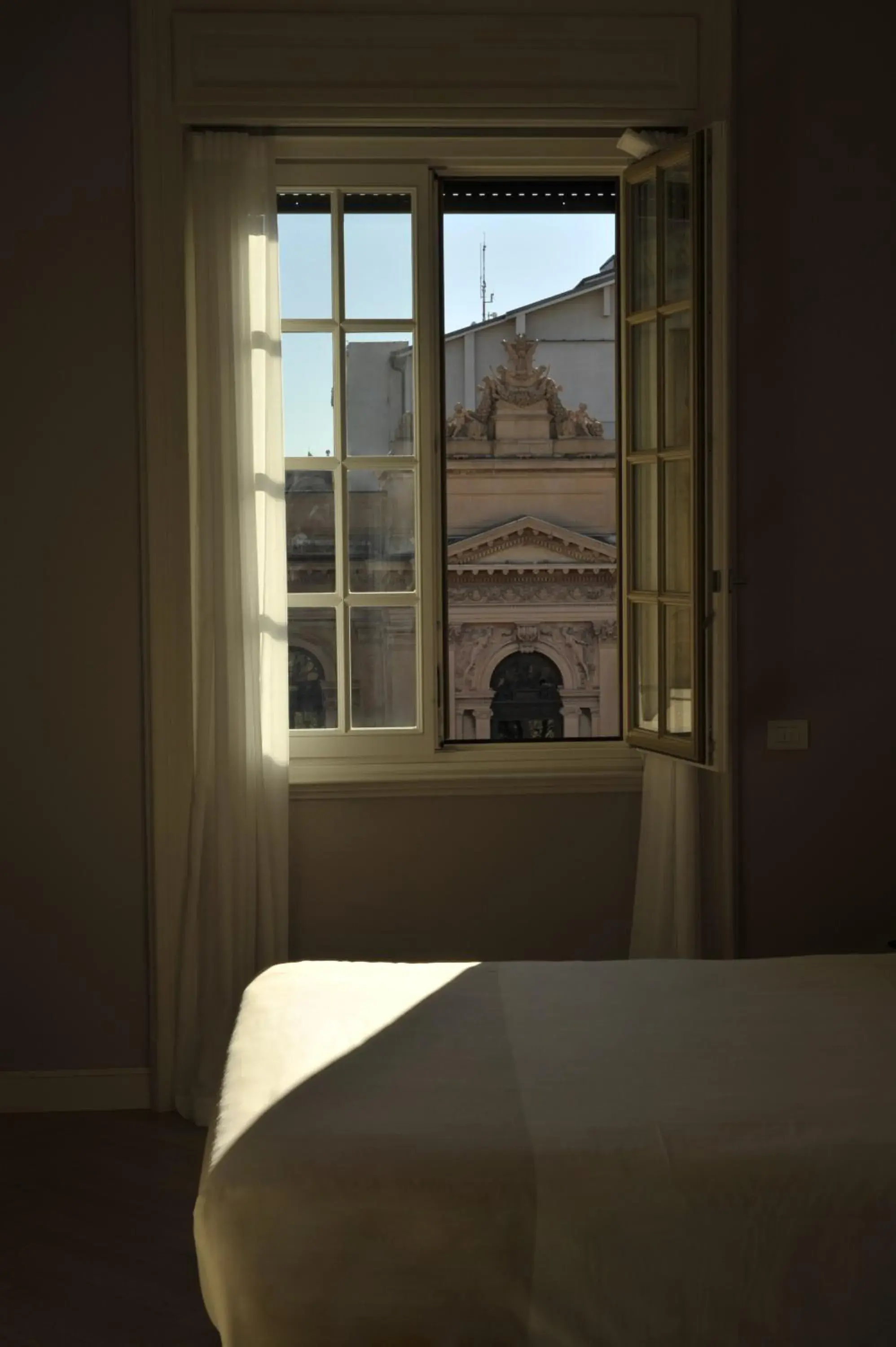 View (from property/room), Bed in Bergamo Inn 43