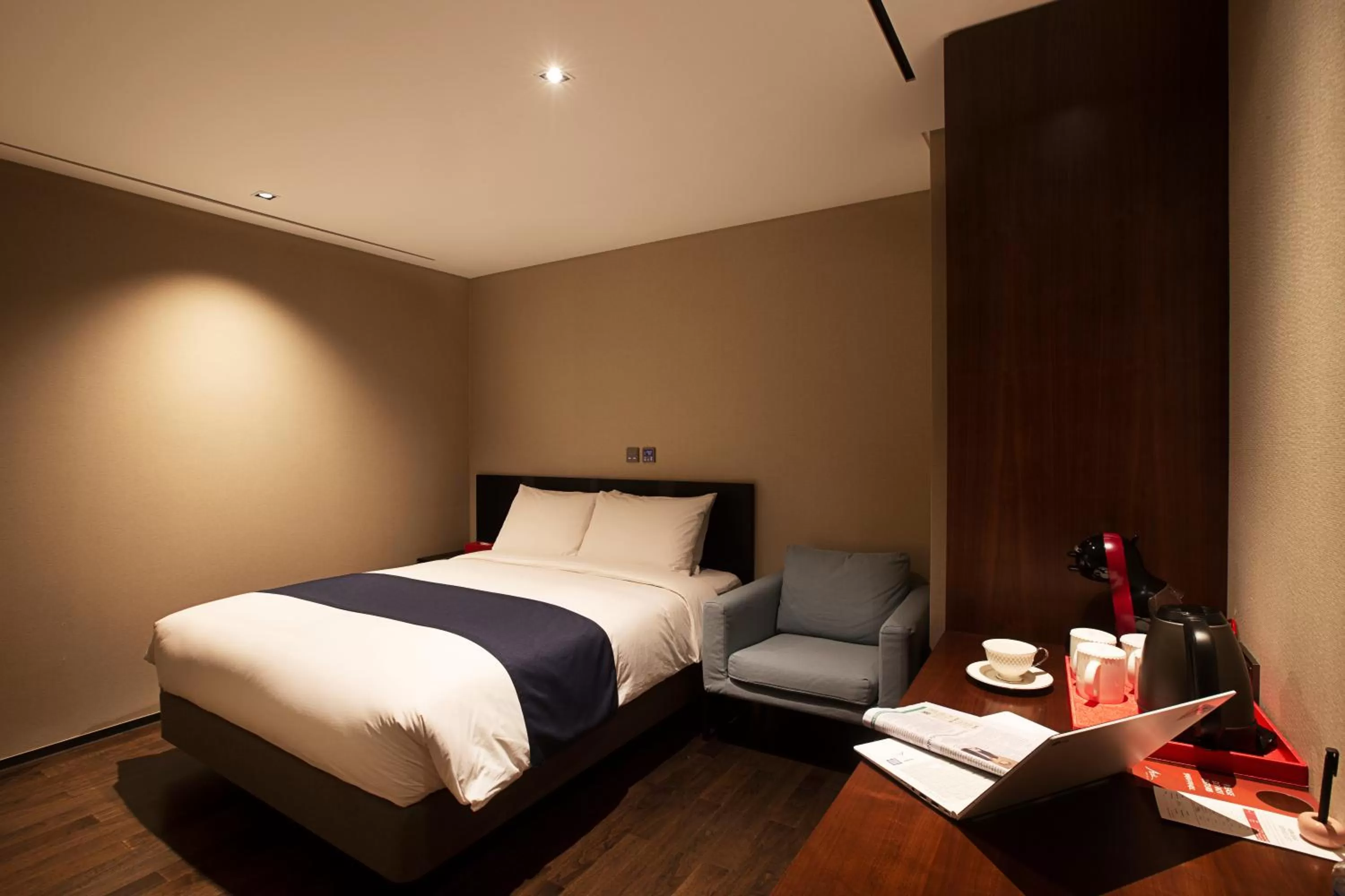 Bed in ASTI Hotel Busan Station