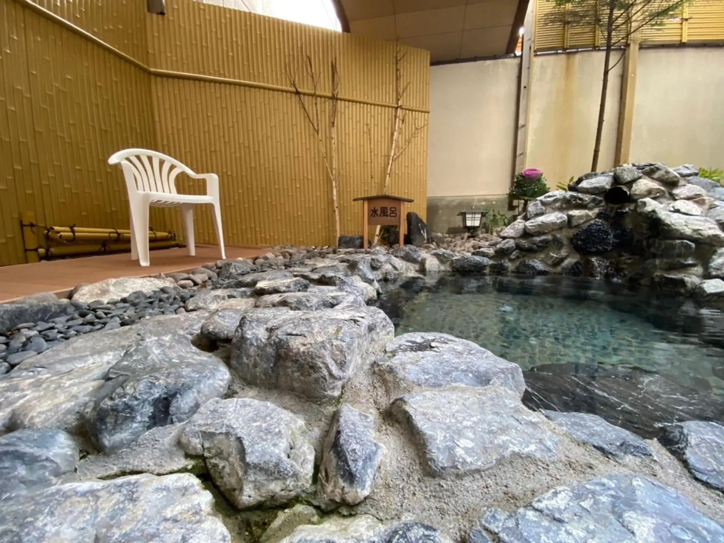 Hot Spring Bath in Hanabishi Hotel