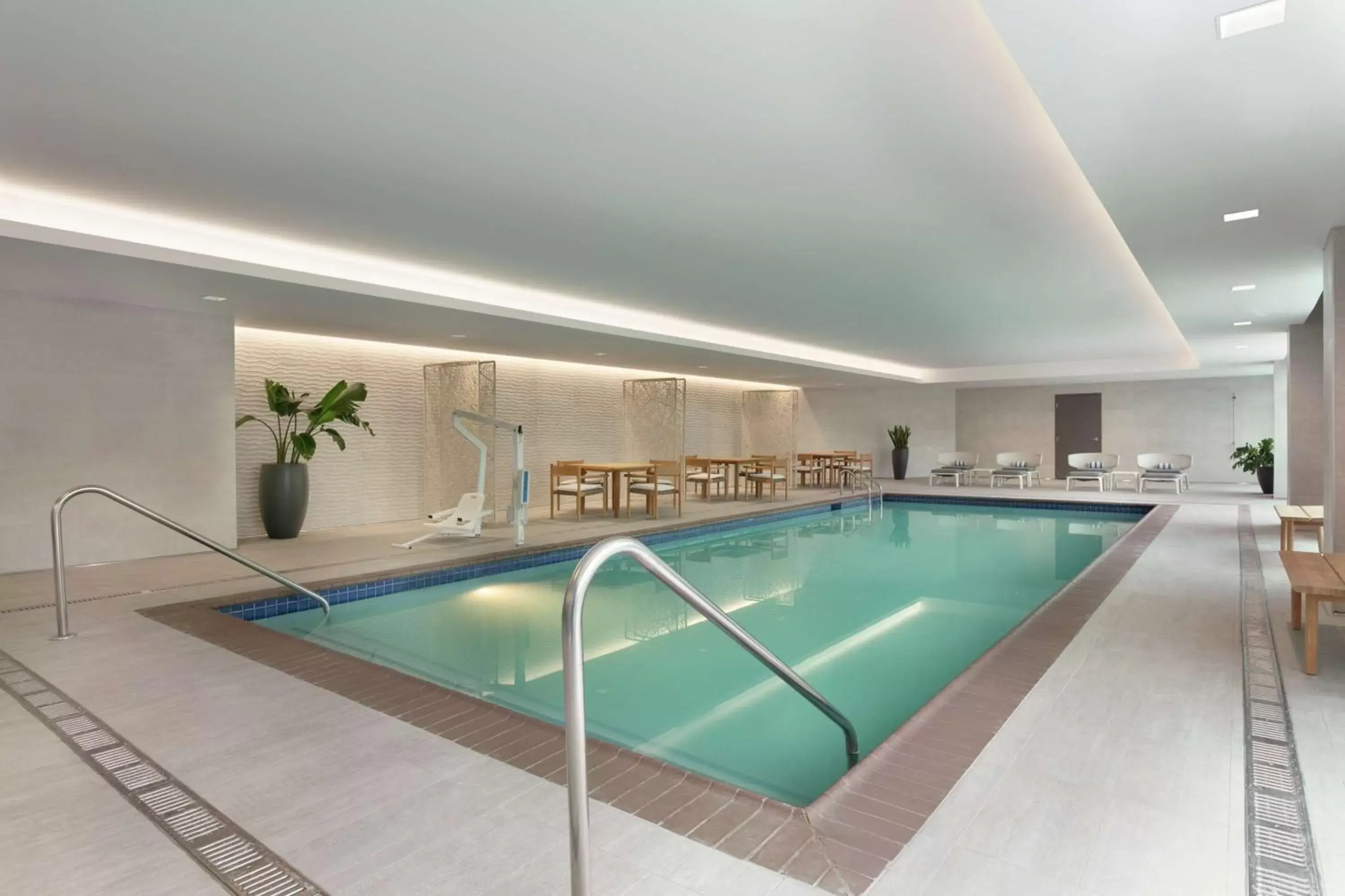 Fitness centre/facilities, Swimming Pool in Embassy Suites by Hilton Atlanta Midtown
