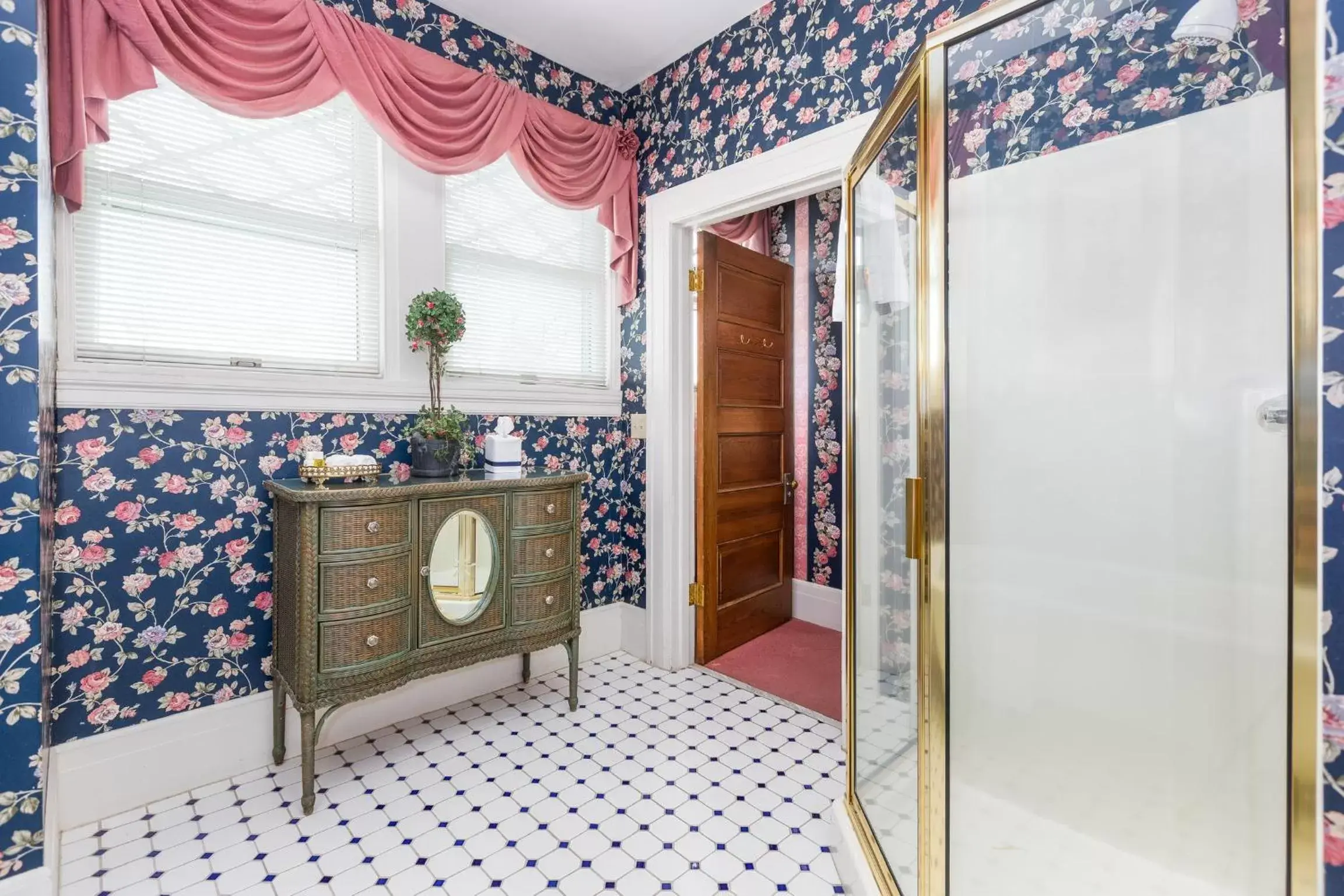 Bathroom in The Shaffner Inn