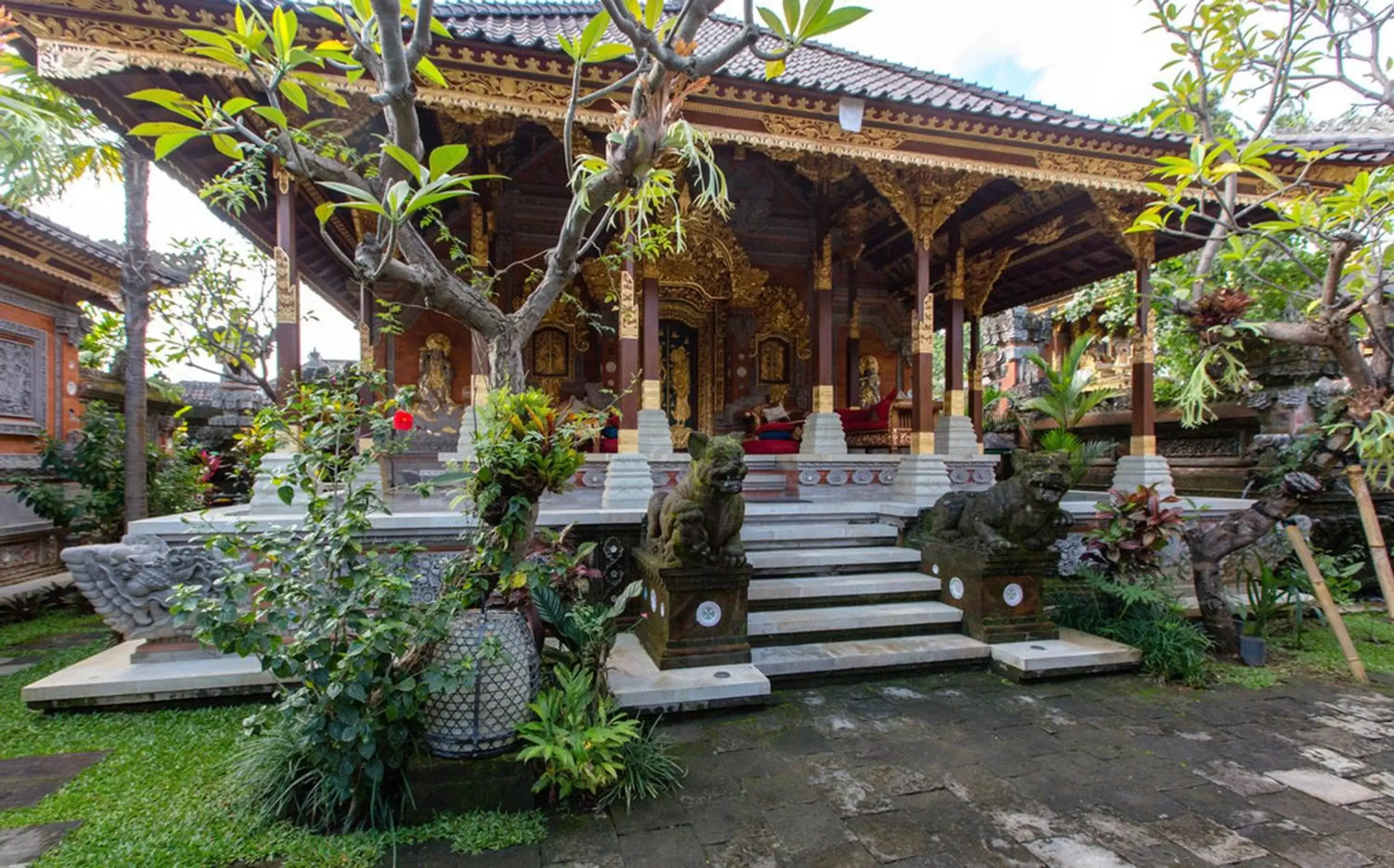 Garden in Dwaraka The Royal Villas