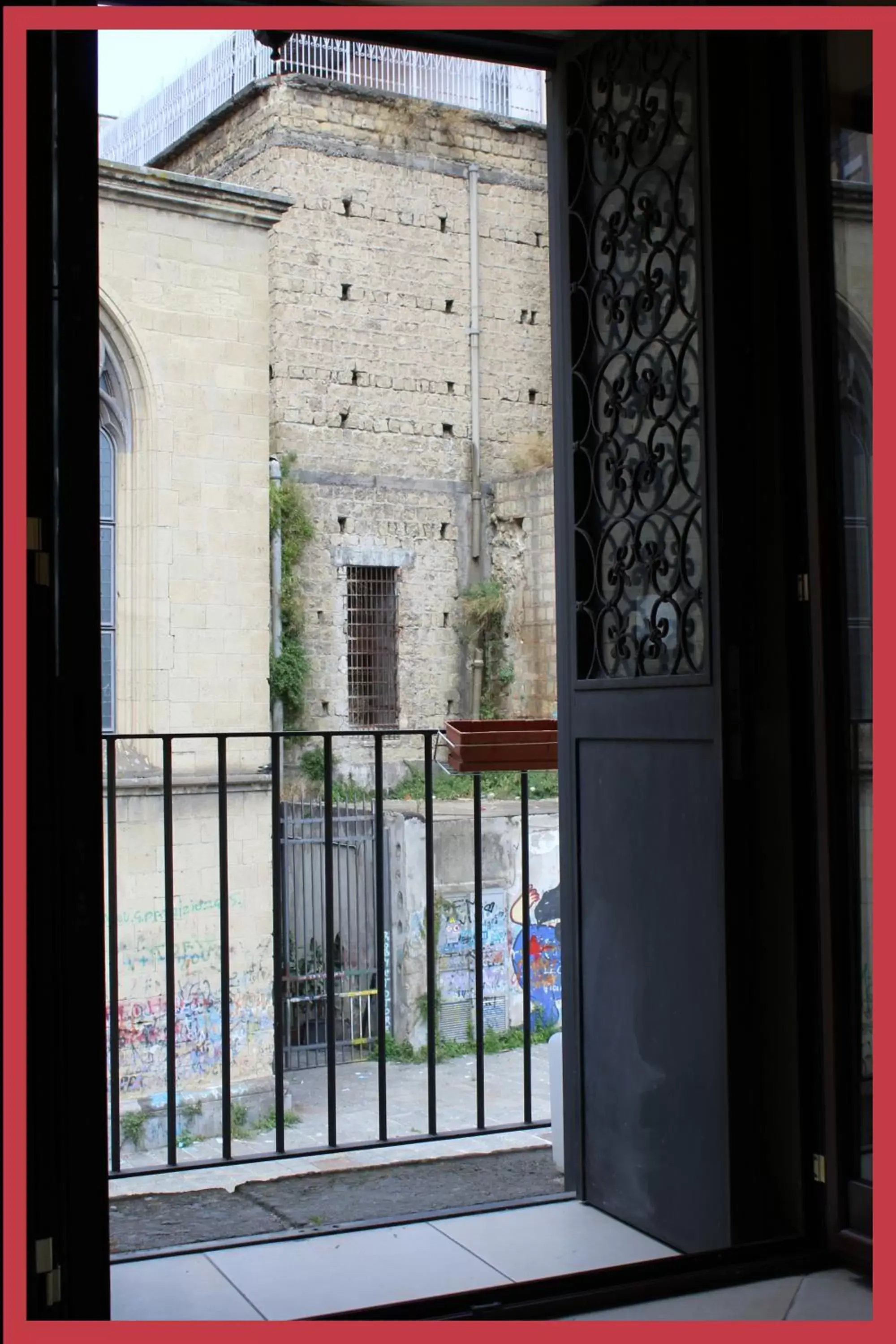 Balcony/Terrace, Nearby Landmark in B&B La Storia Di Napoli