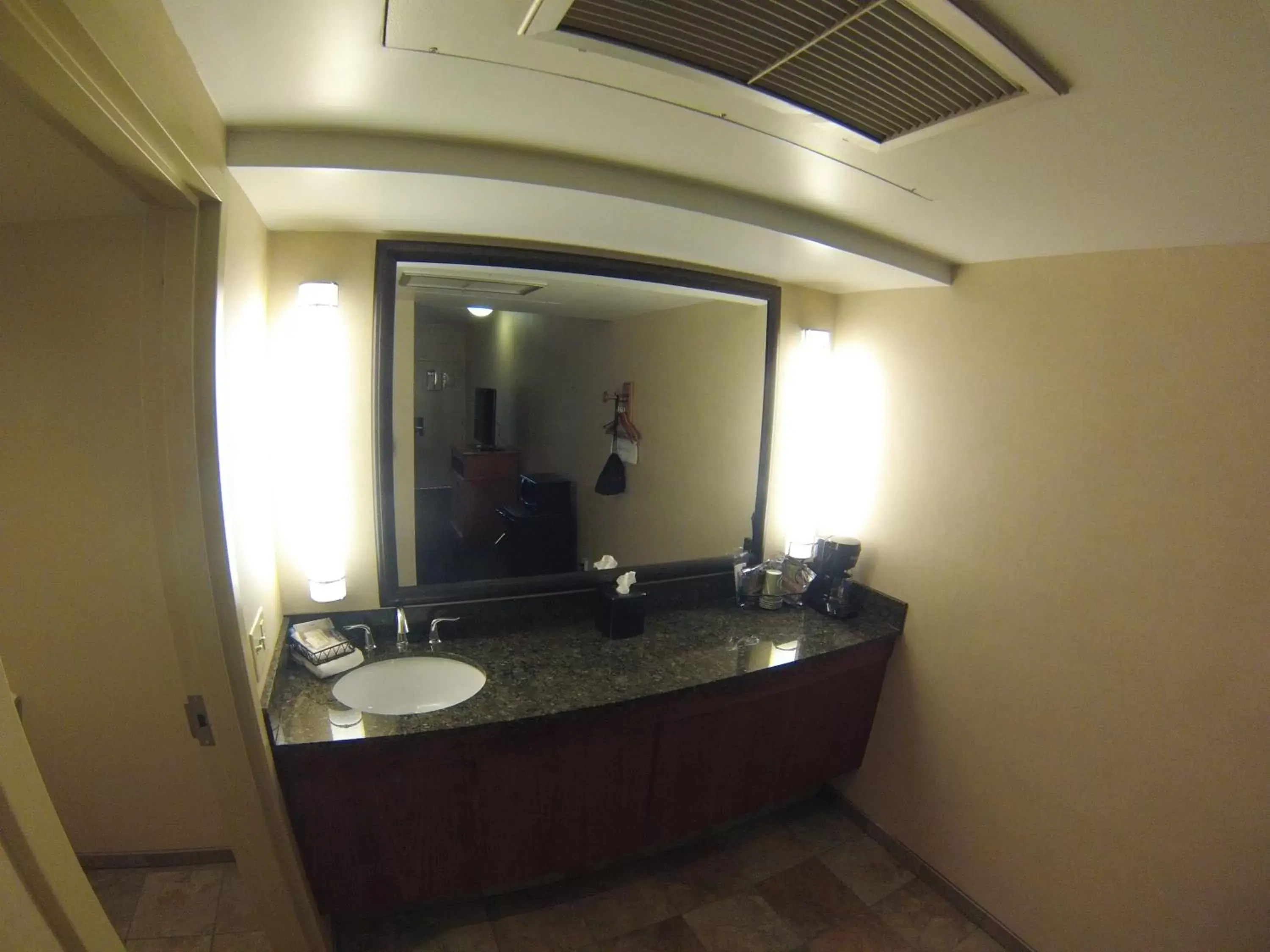Bathroom in The Biltmore Hotel & Suites Main Avenue