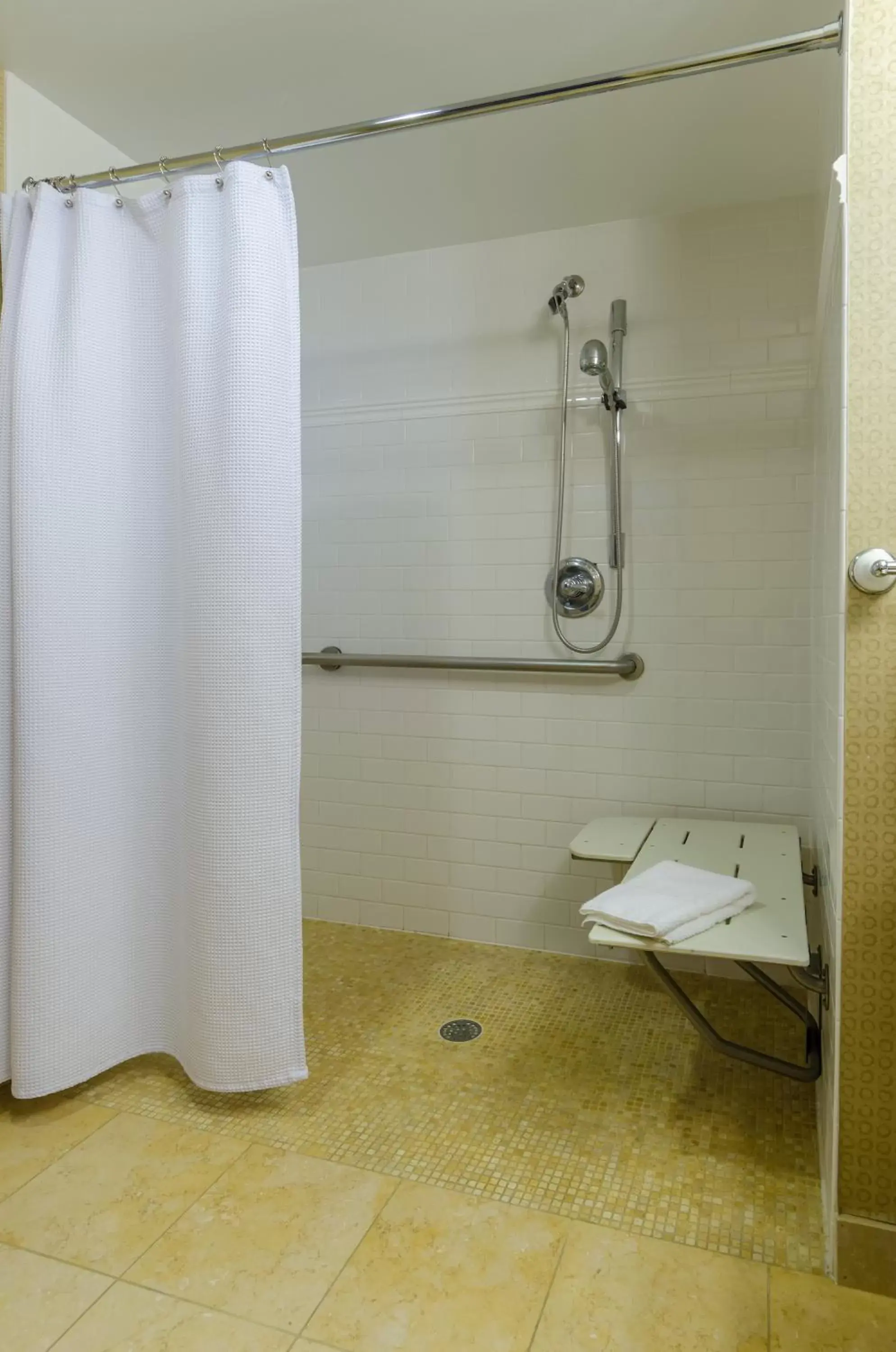 Bathroom in Beacon Hotel & Corporate Quarters