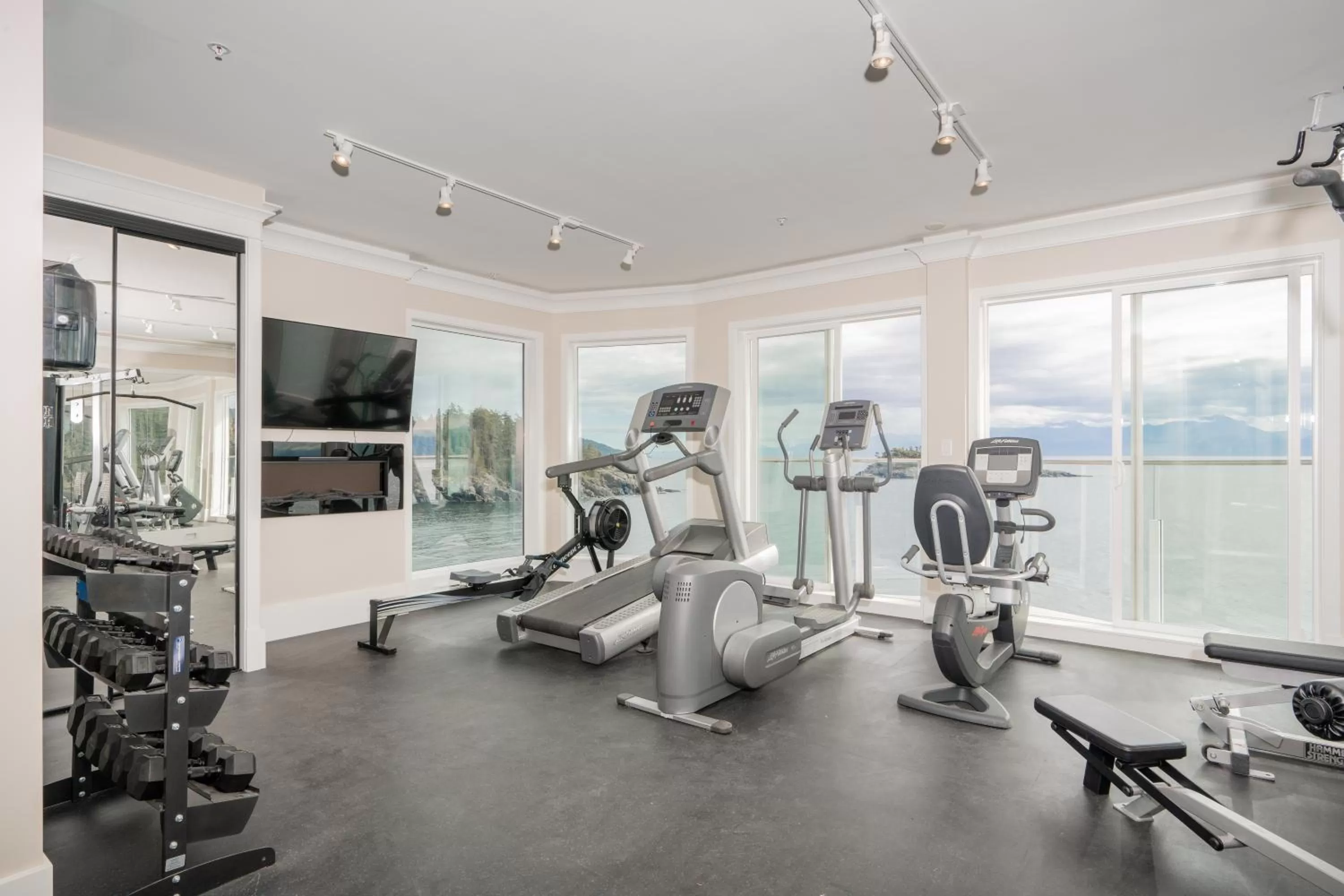 Fitness centre/facilities in SookePoint Ocean Cottage Resort