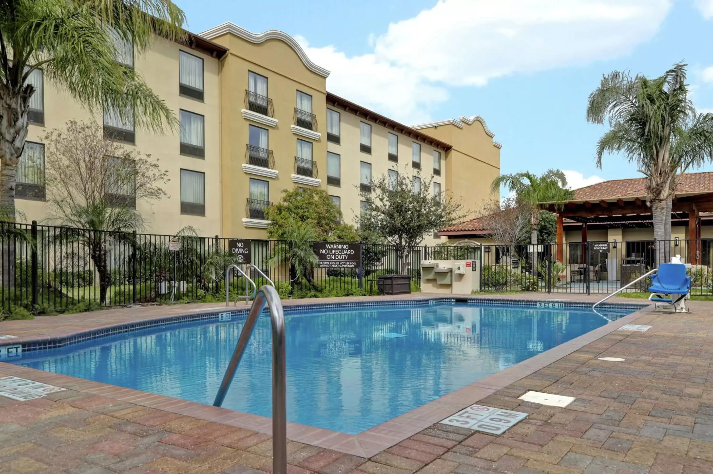 Pool view, Swimming Pool in Homewood Suites by Hilton McAllen