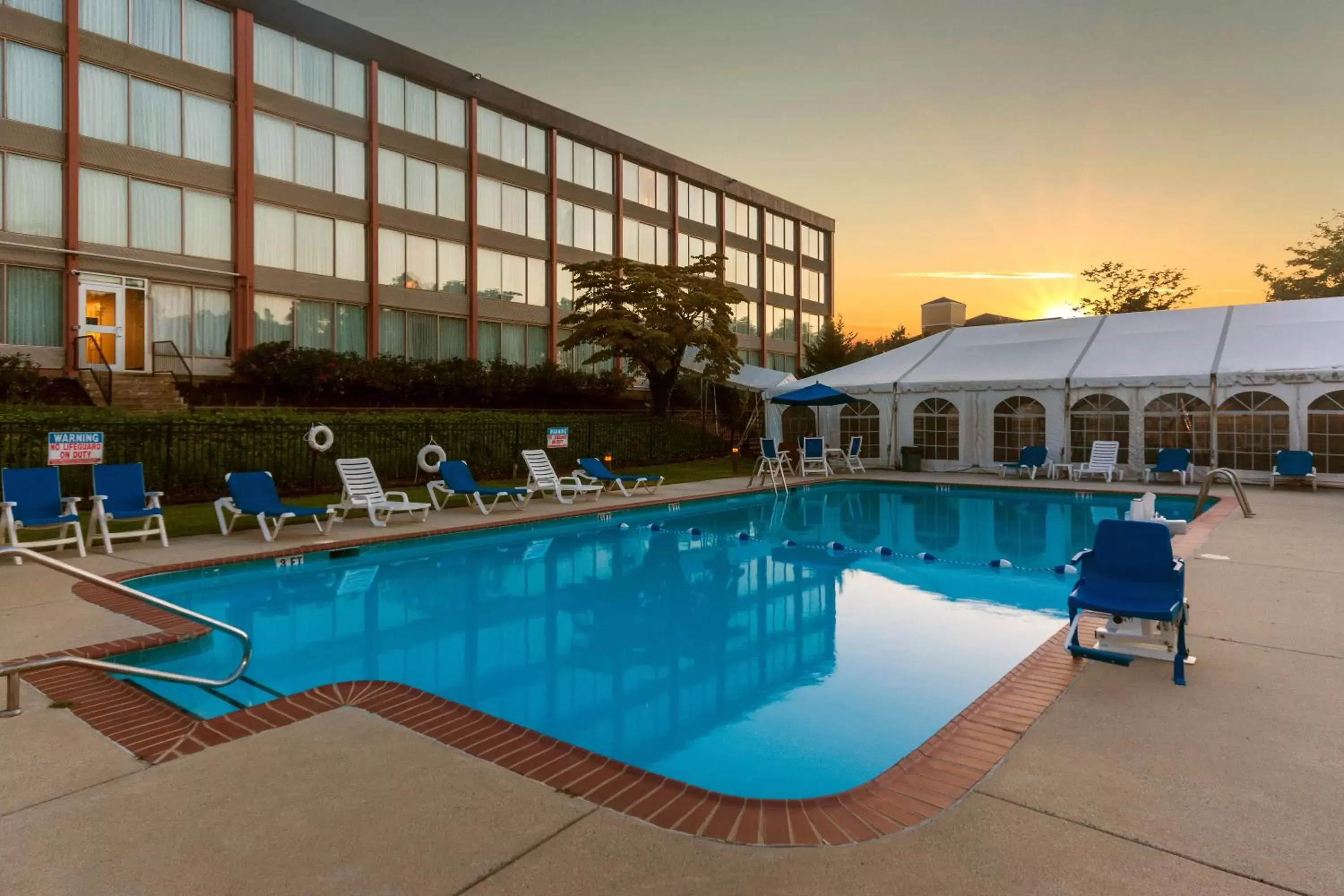 Swimming Pool in Chester Hotel and Conference Center