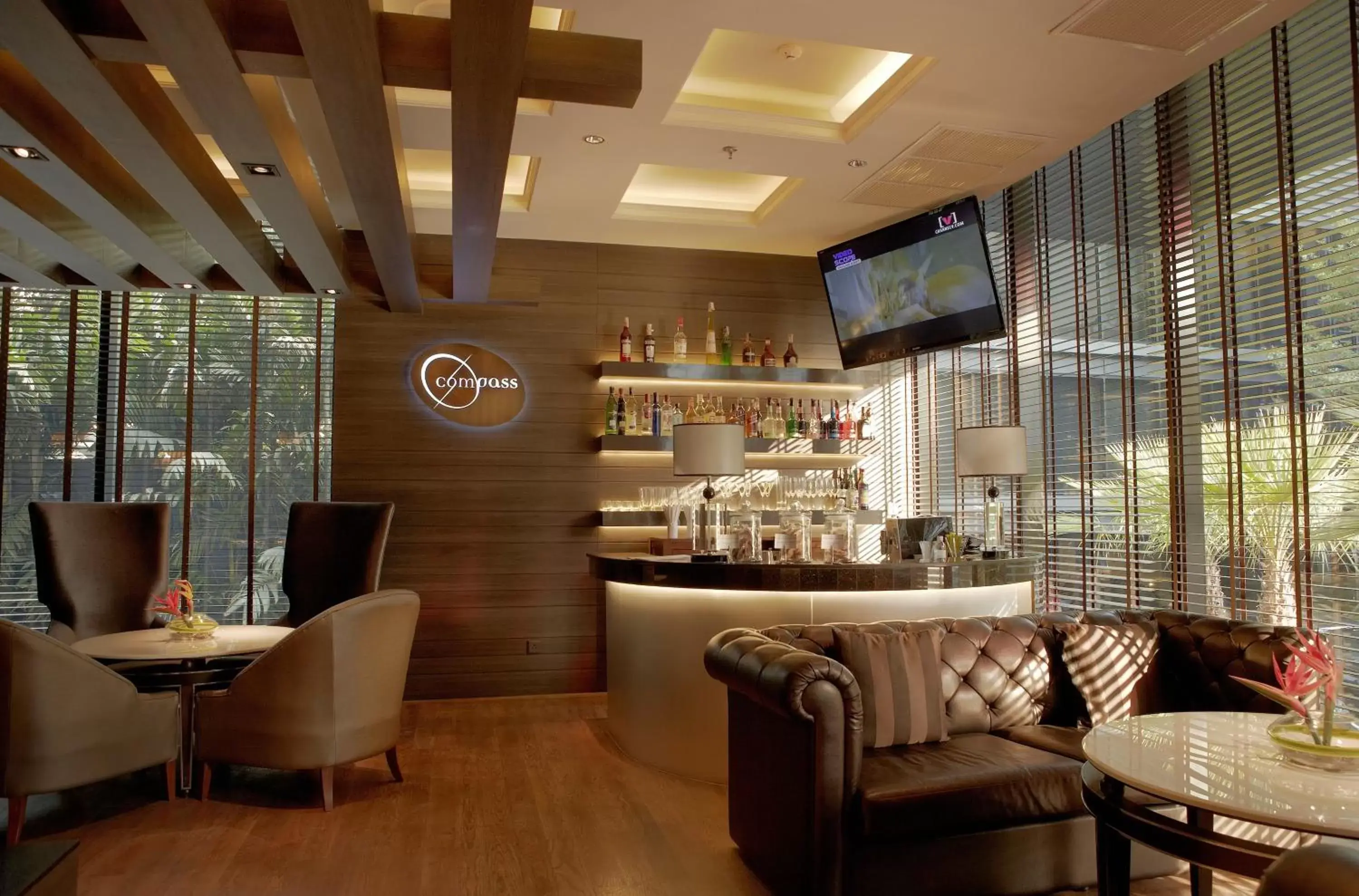 Communal lounge/ TV room in The Continent Boutique Hotel Bangkok Sukhumvit by Compass Hospitality