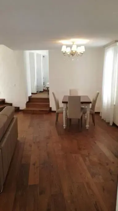 Kitchen or kitchenette, Seating Area in Les Galeries Marval