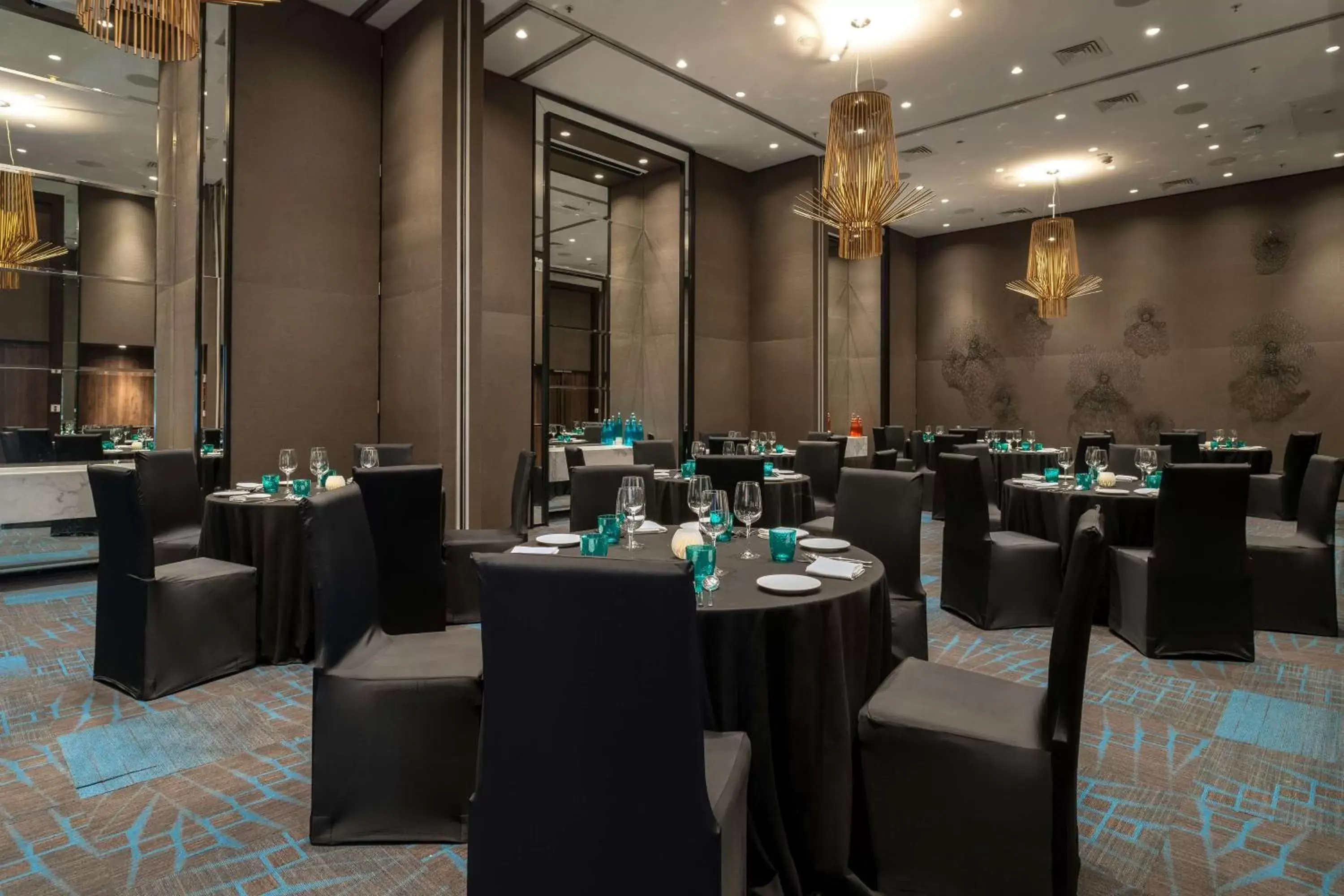 Meeting/conference room, Restaurant/Places to Eat in Hyatt Centric Candolim Goa