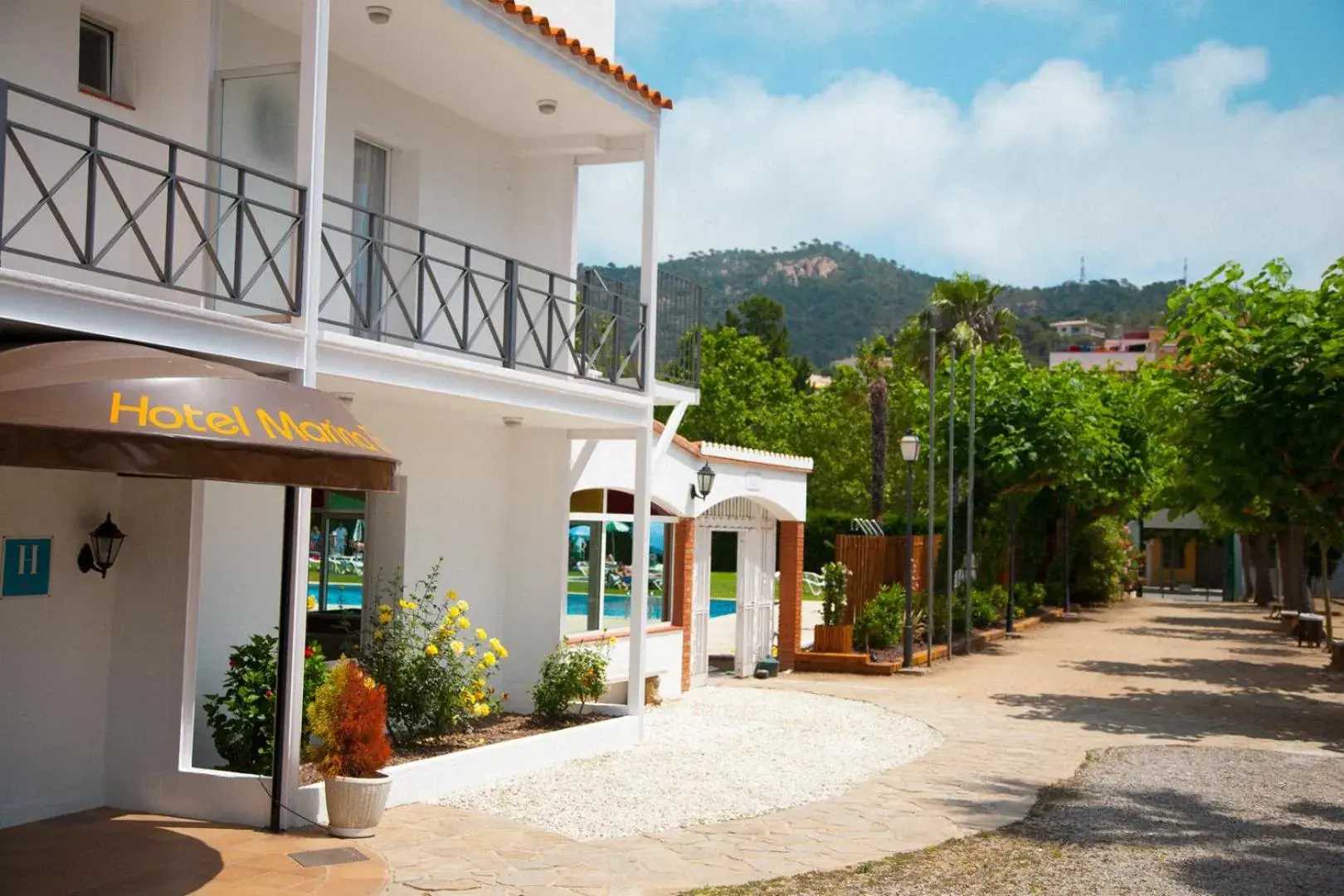 Garden, Property Building in Marina Tossa