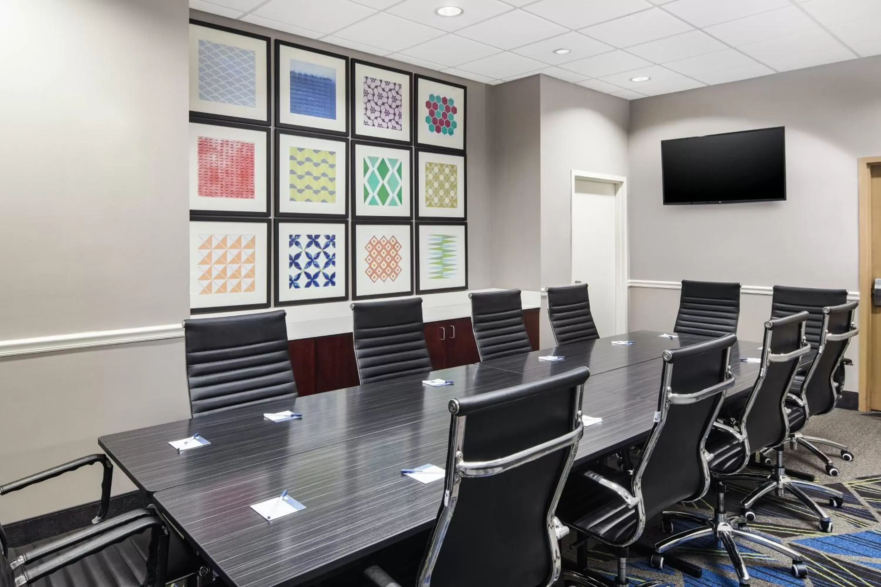 Meeting/conference room in Holiday Inn Express Palatka Northwest, an IHG Hotel