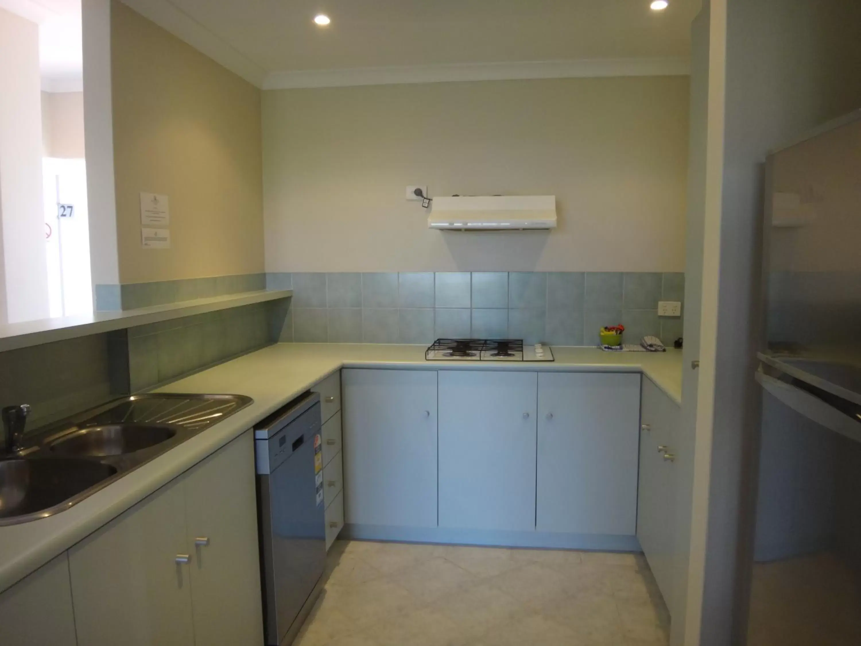 Coffee/tea facilities, Kitchen/Kitchenette in Mandurah Quay Resort