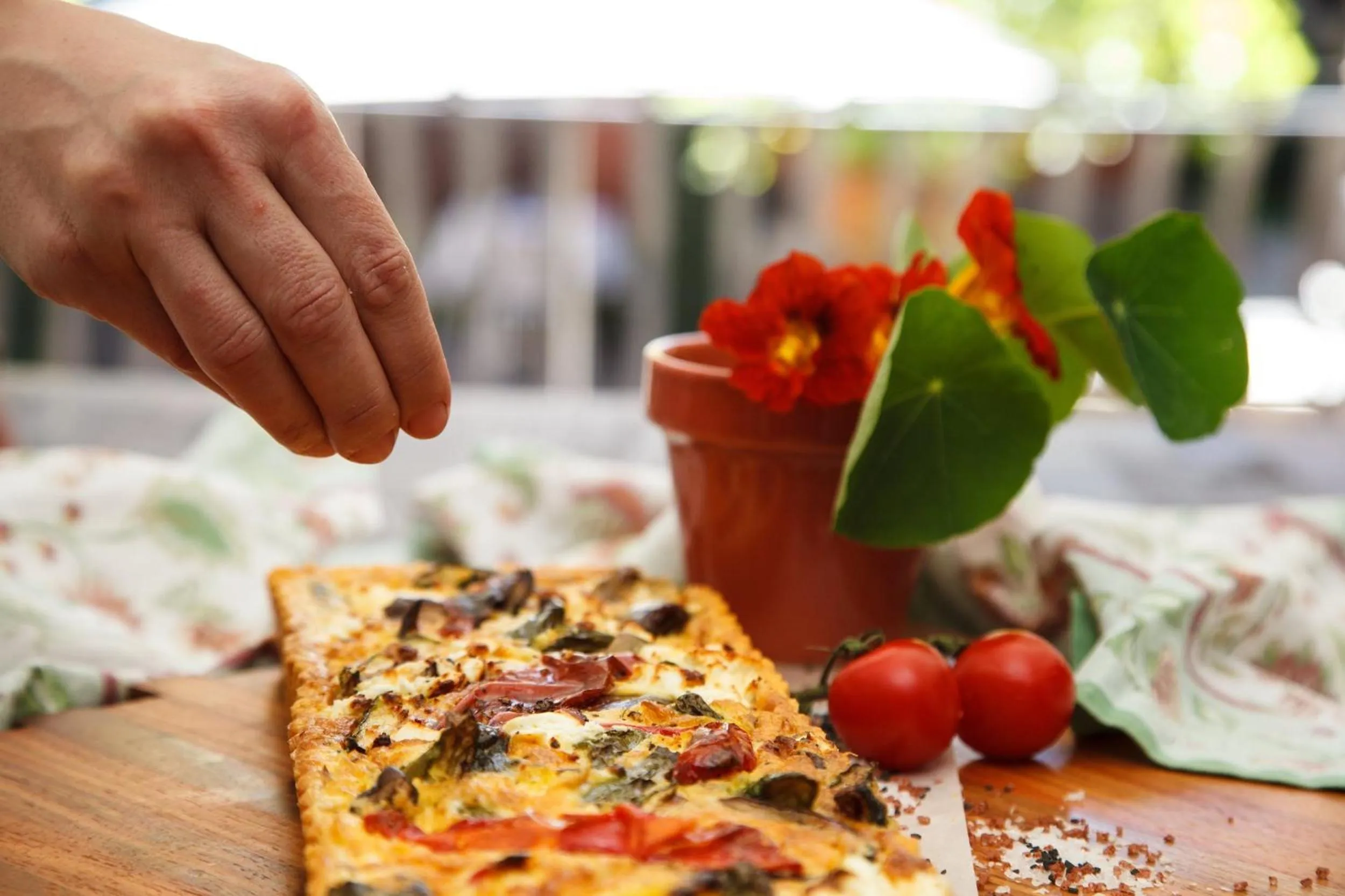 Restaurant/places to eat in Sherewood Lodge