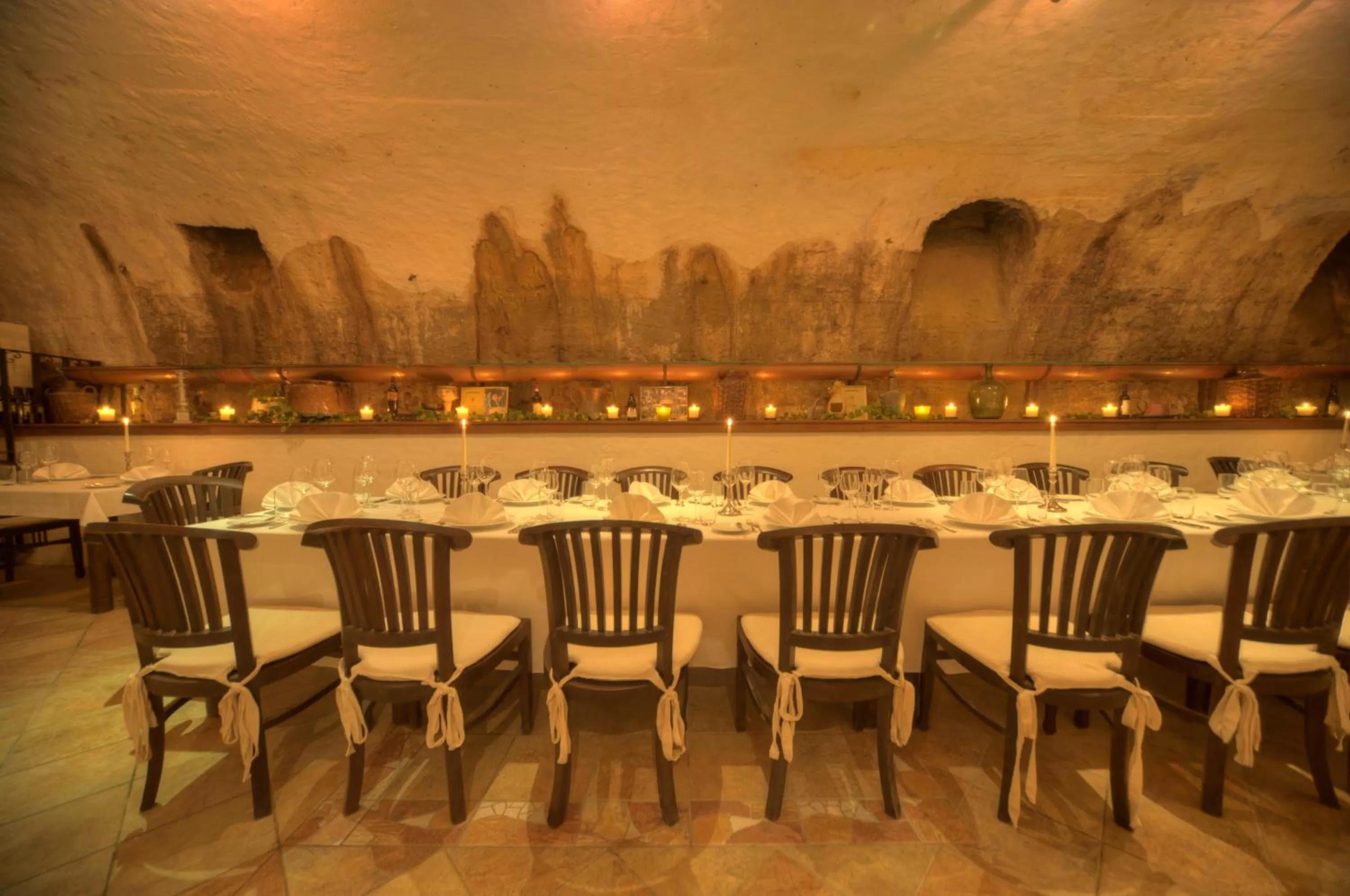 Restaurant/places to eat in Hotel Lahnschleife