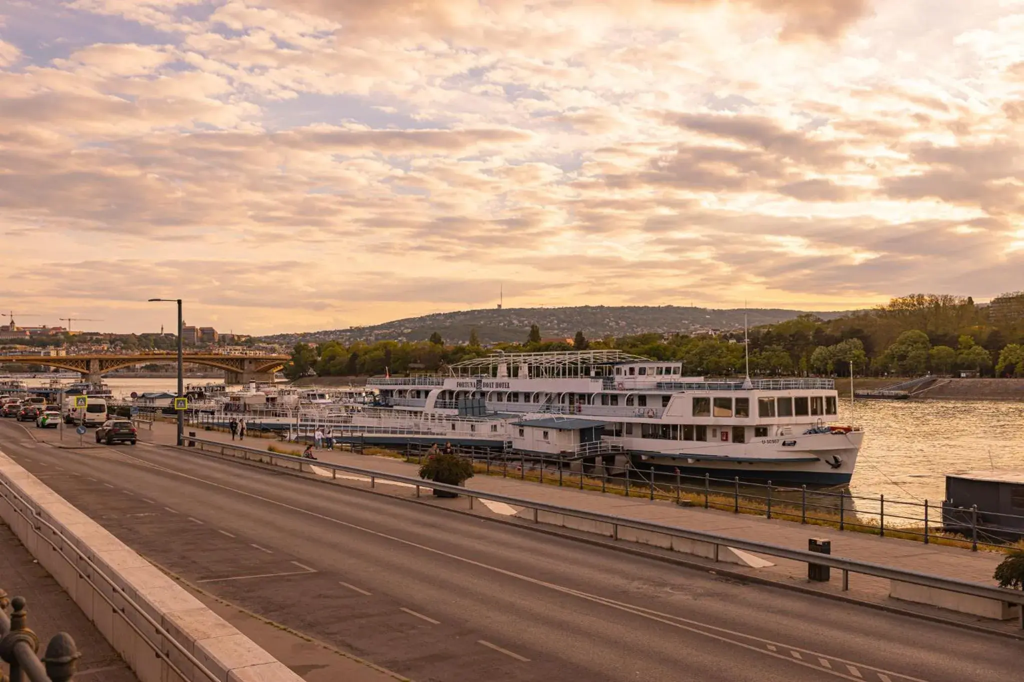 Natural landscape in Fortuna Boat Hotel