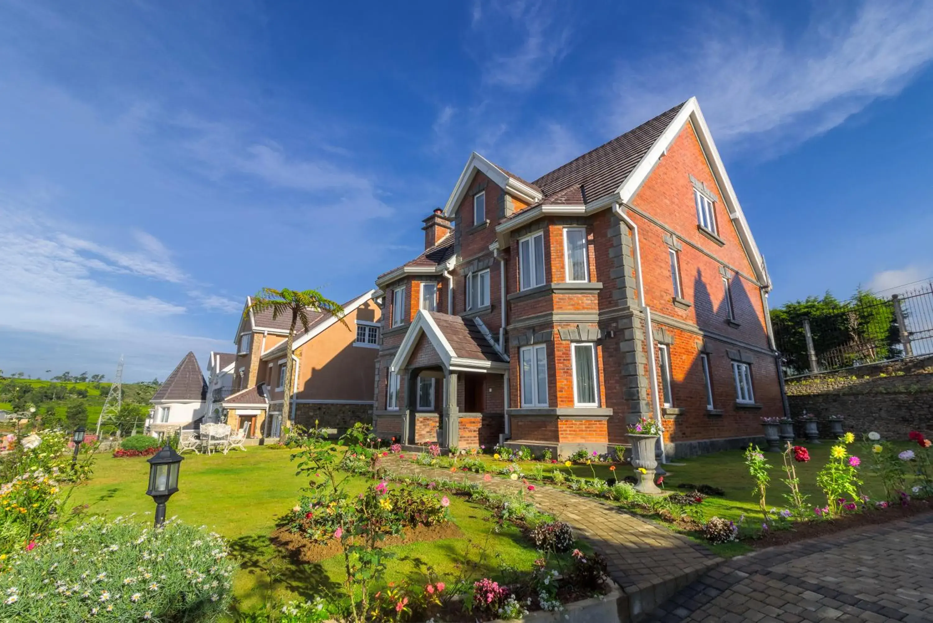 Facade/entrance in Kent Cottage Facade/entrance in Kent Cottage