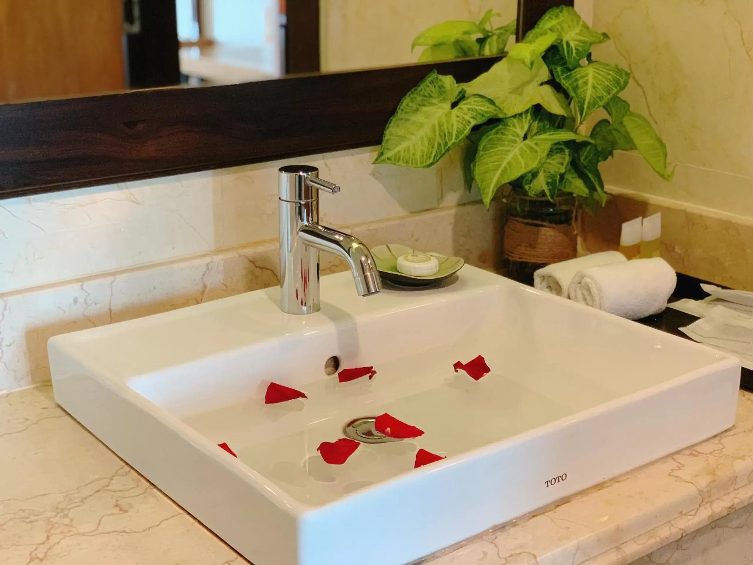 Bathroom in Muong Thanh Luxury Nhat Le Hotel