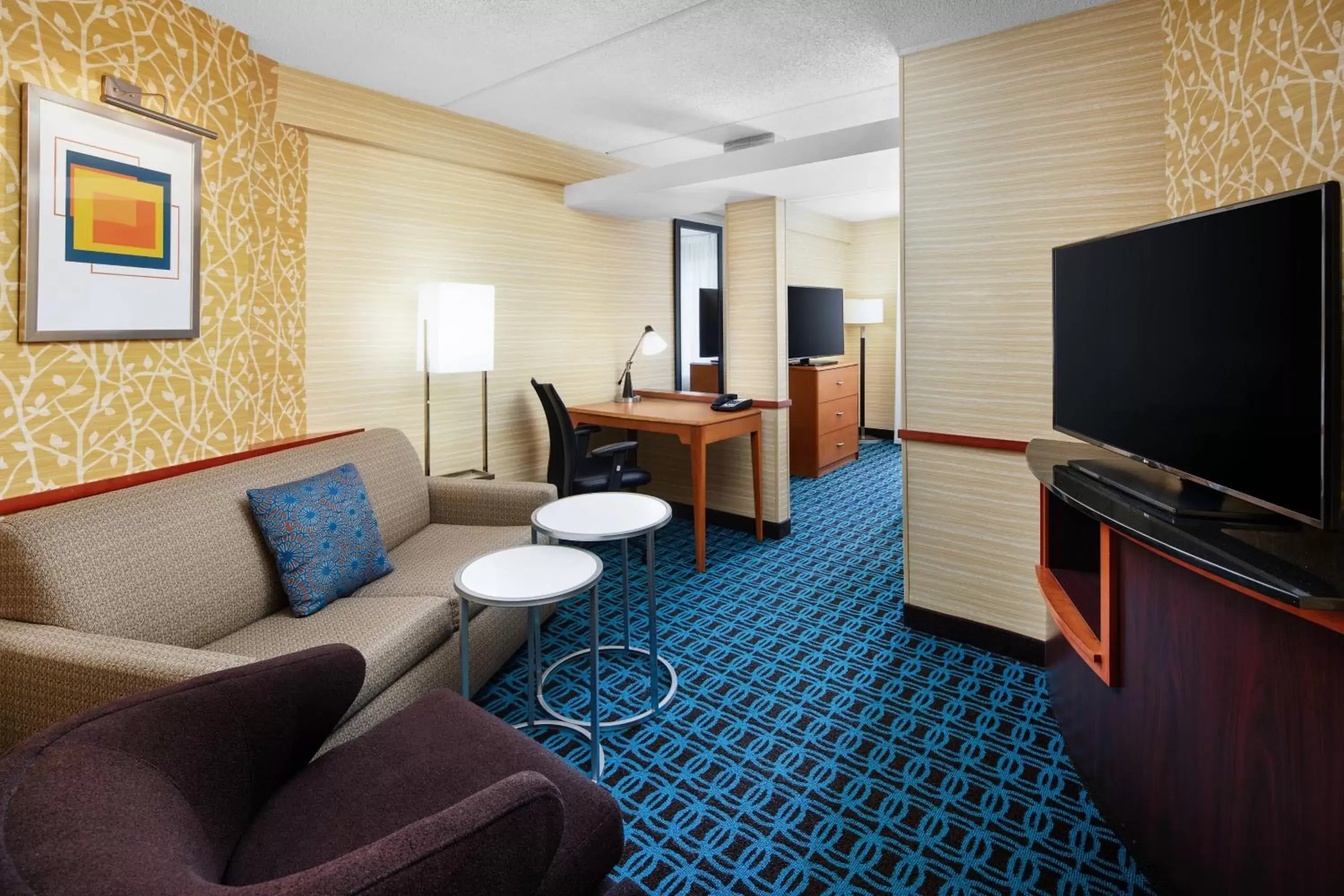 Photo of the whole room, Seating Area in Fairfield Inn and Suites by Marriott Plainville