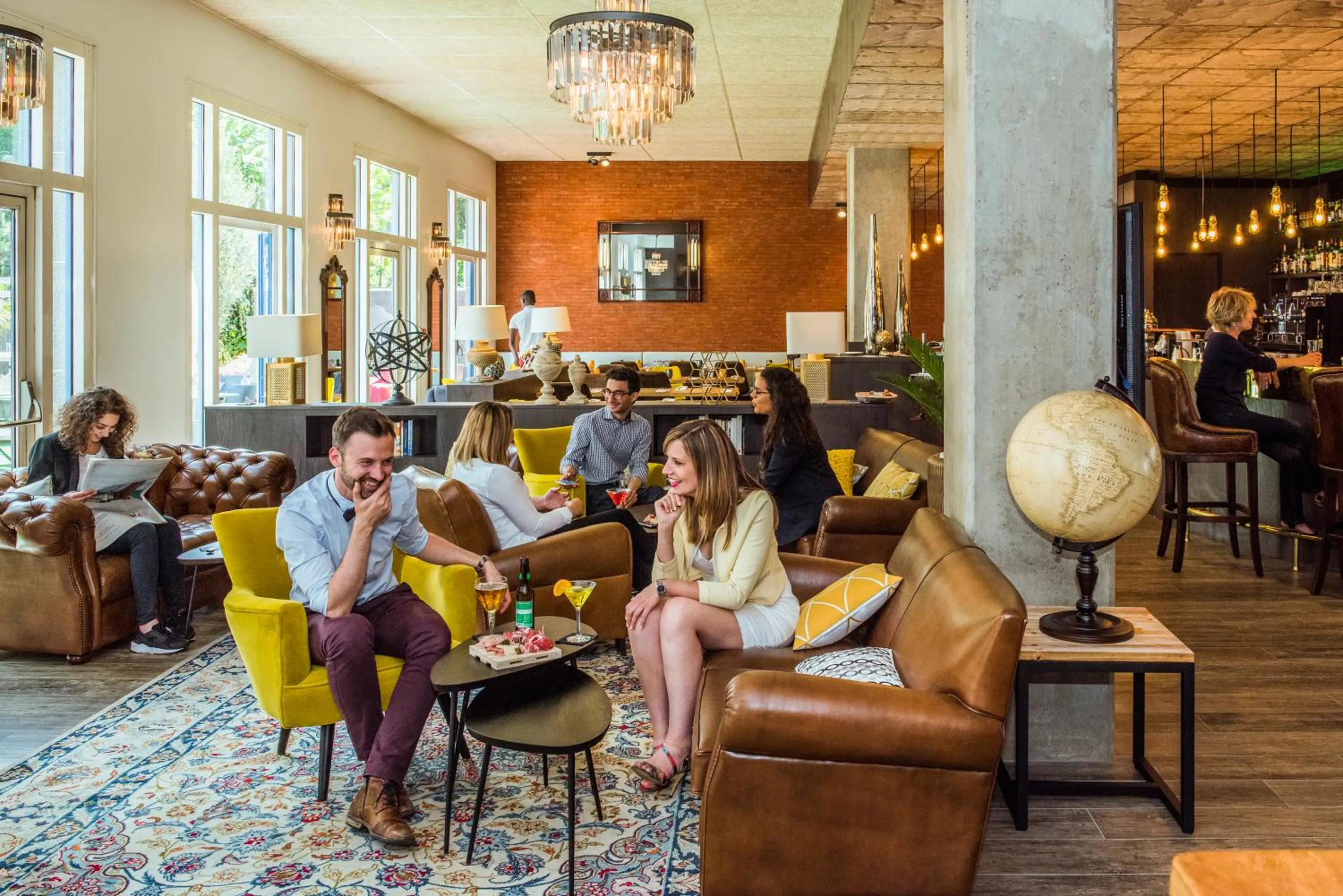 Restaurant/places to eat in Mercure Paris Porte de Pantin