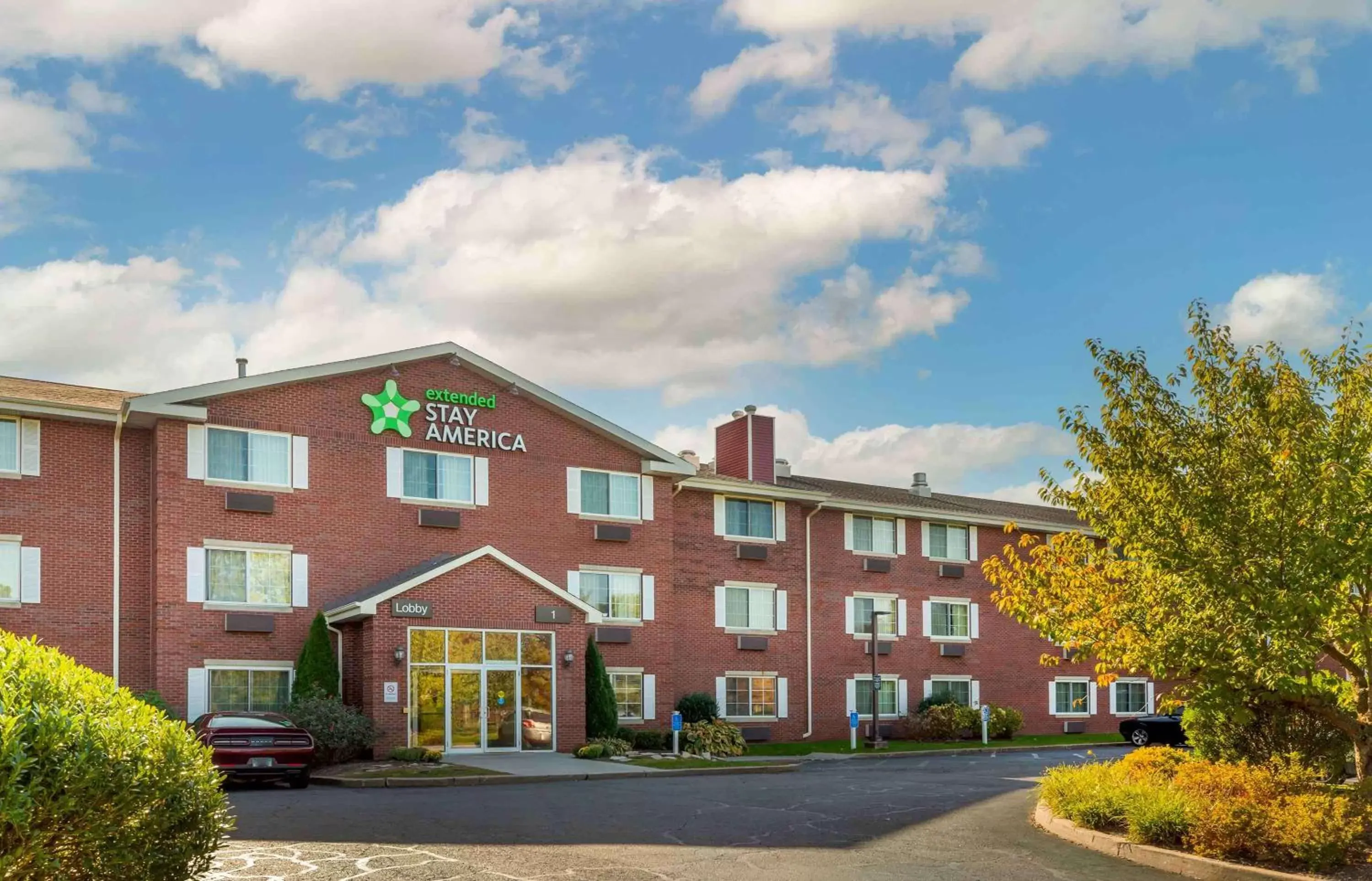 Property Building in Extended Stay America Suites - Hartford - Farmington