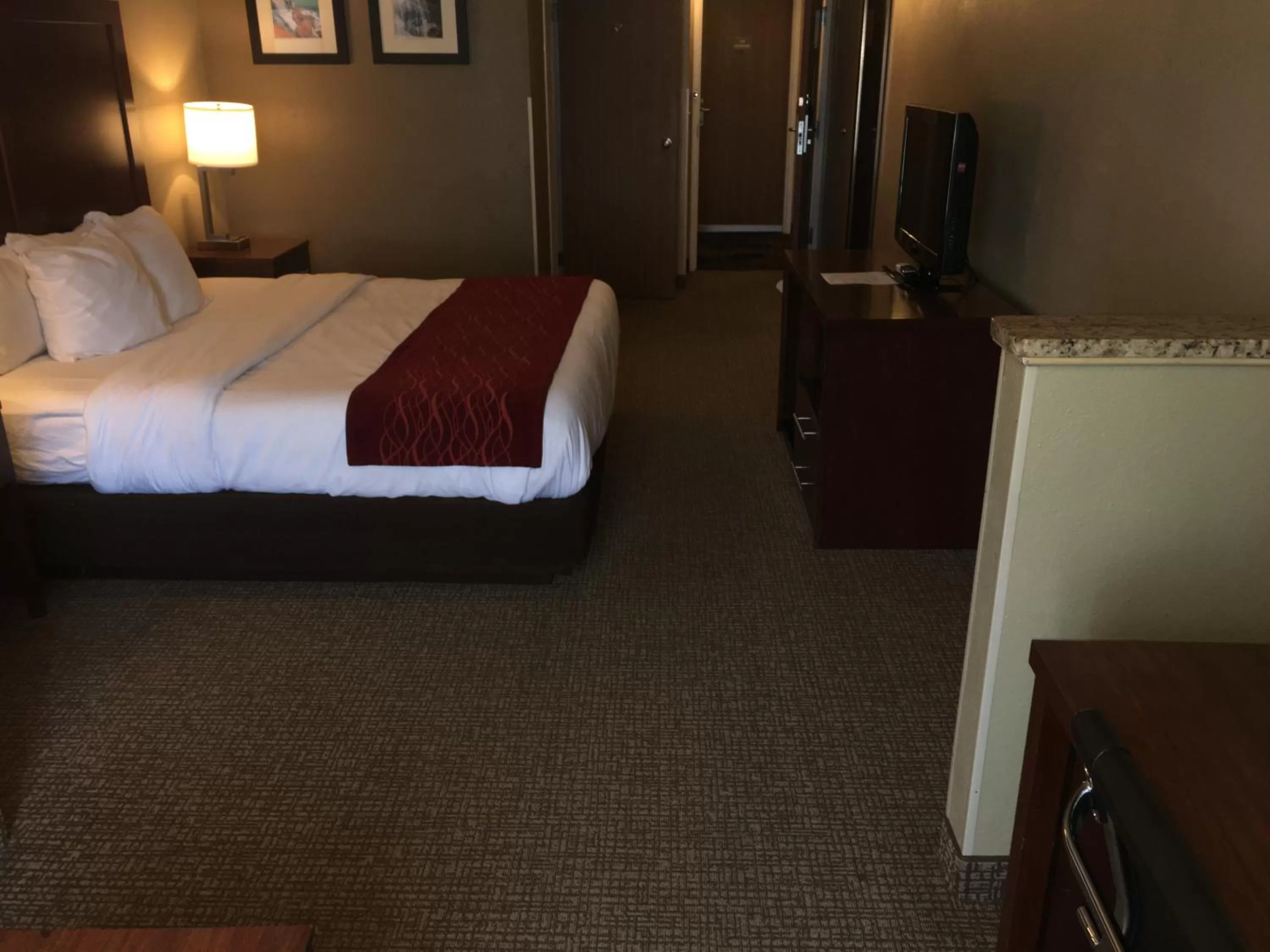 Photo of the whole room, Bed in Comfort Inn