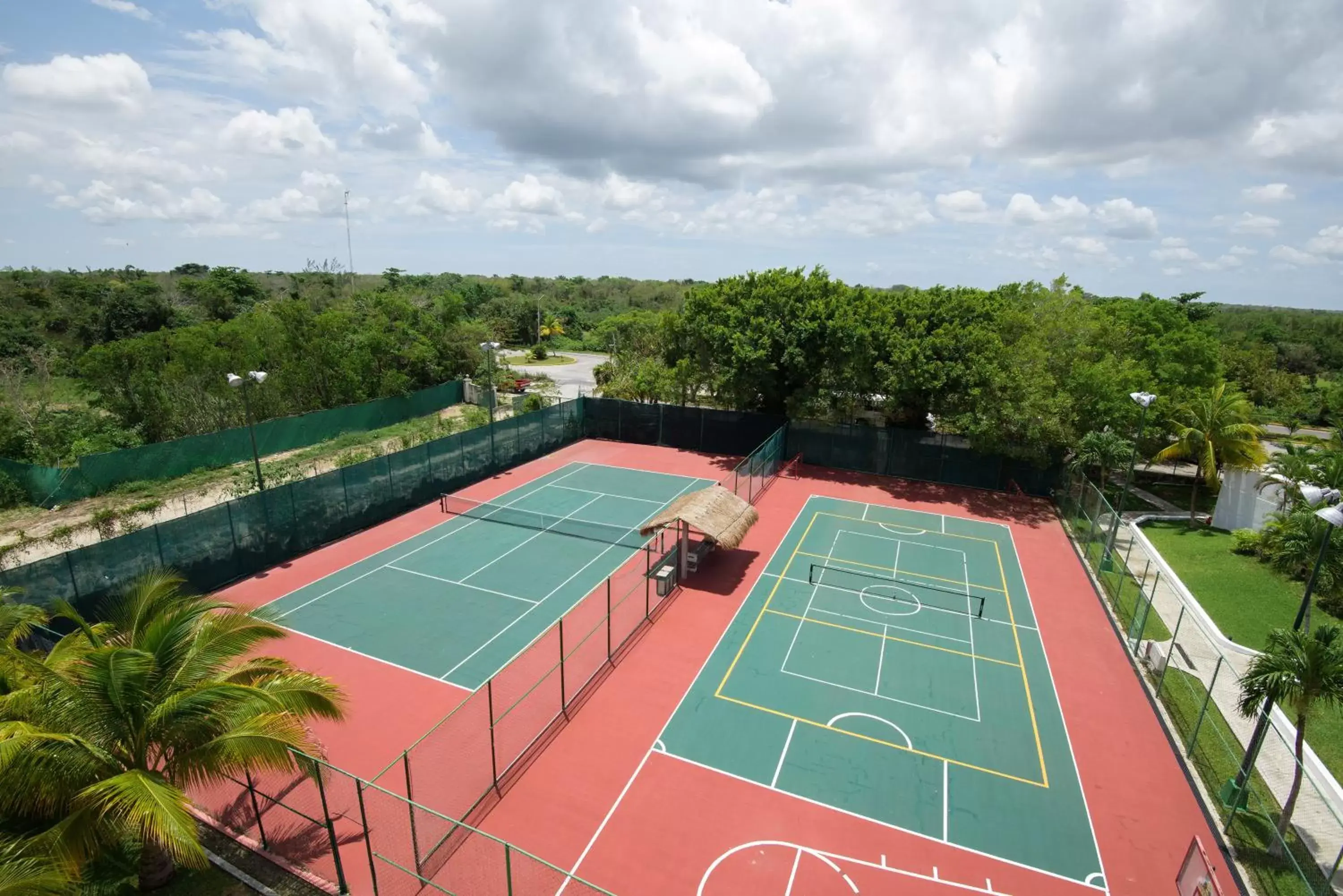 Tennis court, Tennis/Squash in Melia Cozumel All Inclusive