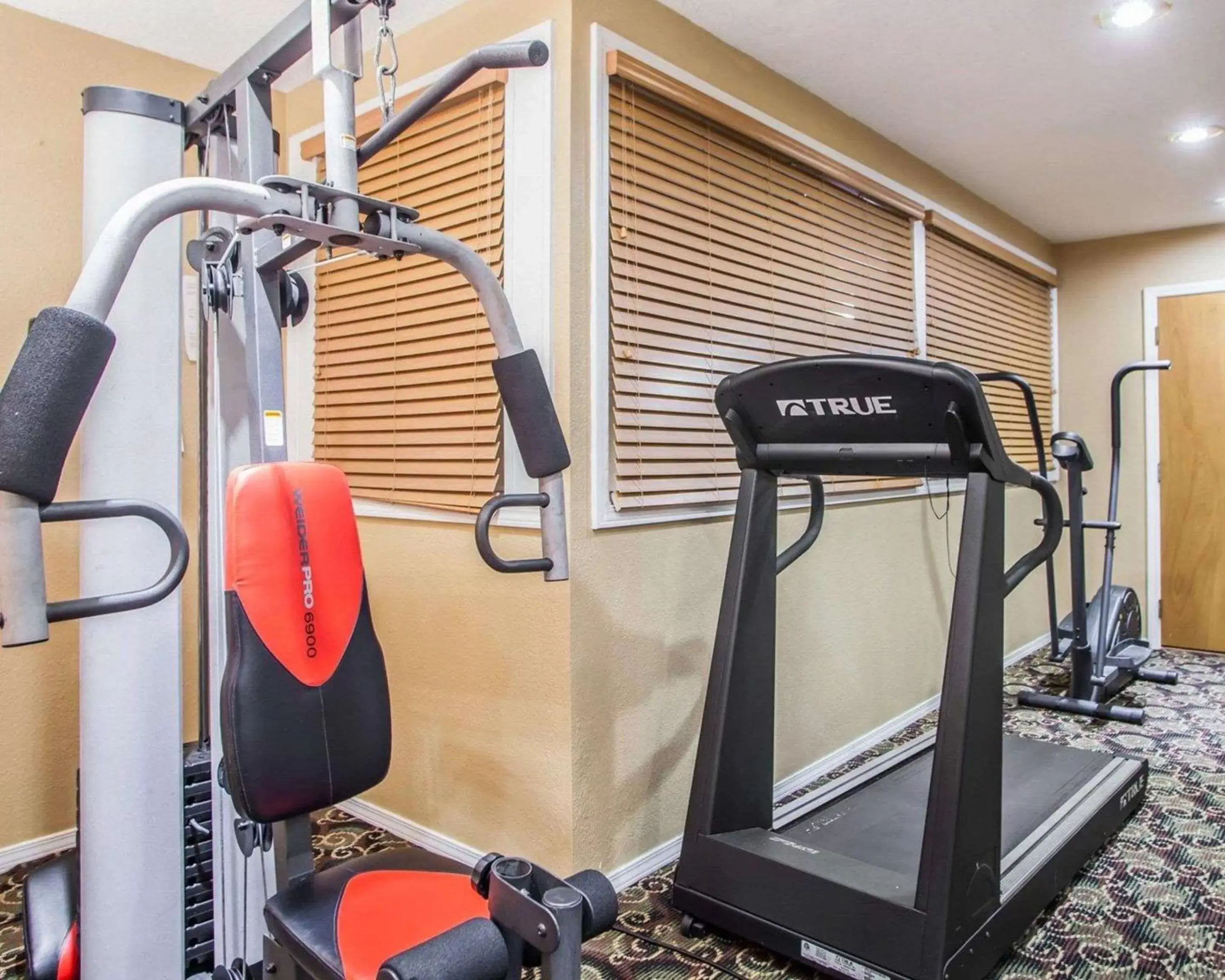 Fitness centre/facilities in Quality Inn Belton - Kansas City South Fitness centre/facilities in Quality Inn Belton - Kansas City South