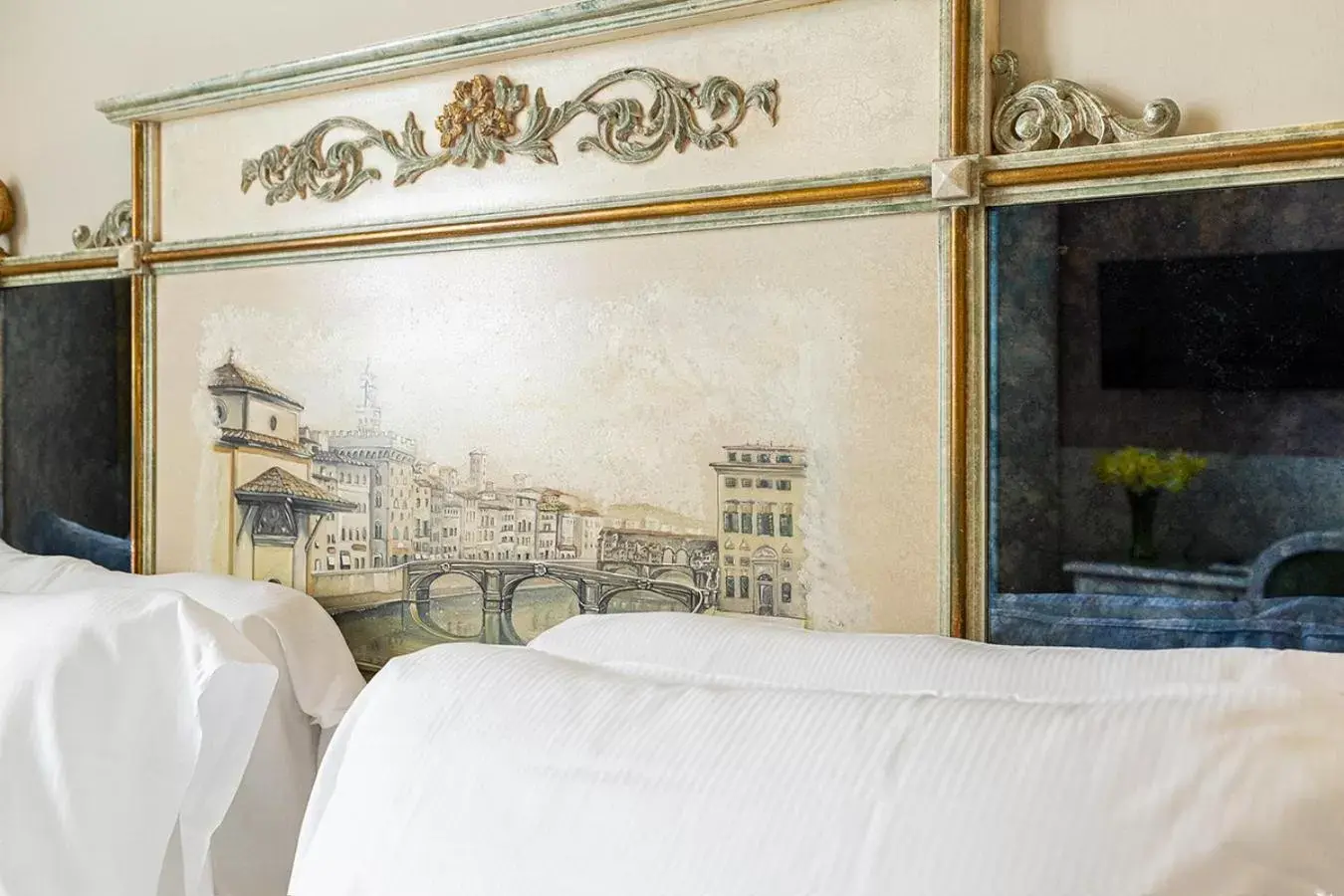 Decorative detail, Bed in Hotel Donatello